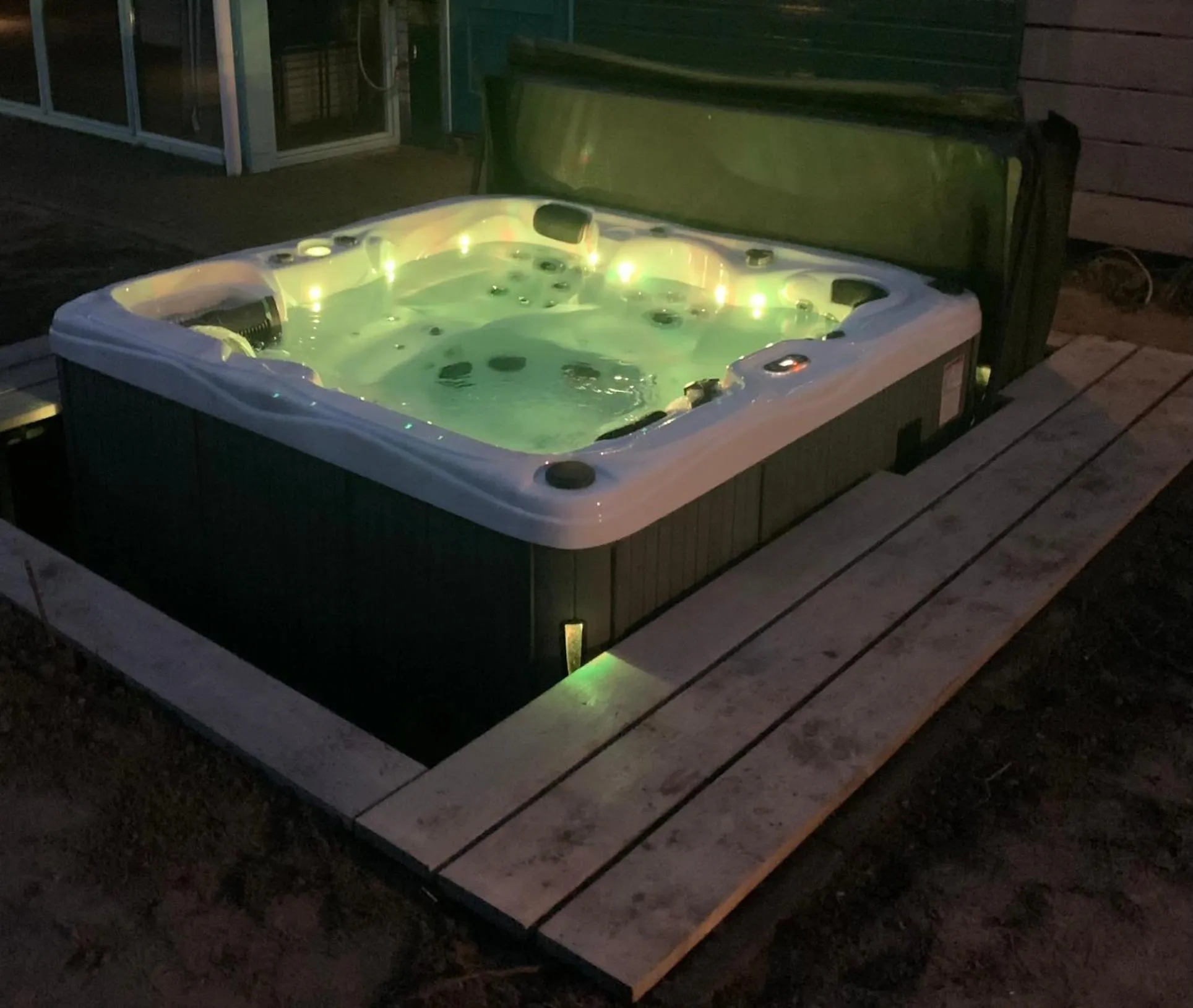 Hot Tub in Suite & Wellness