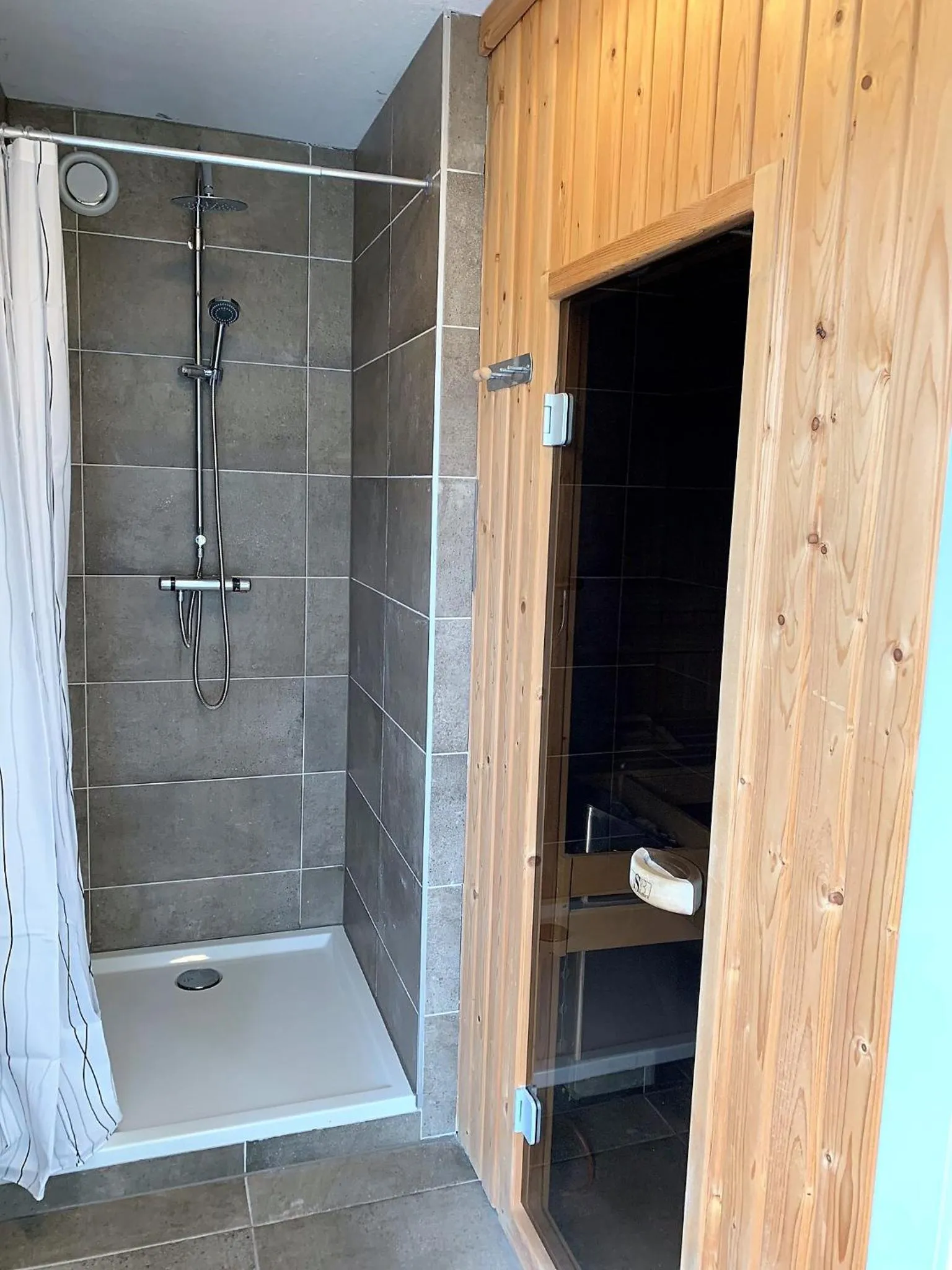 Bathroom in Suite & Wellness