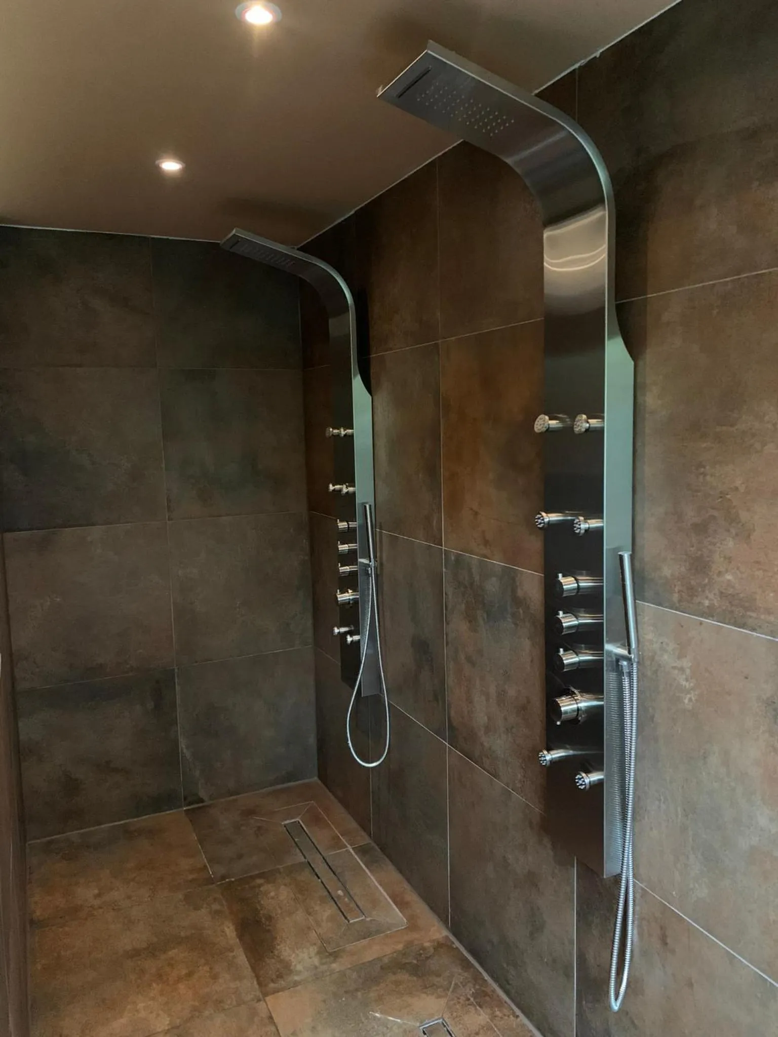 Bathroom in Suite & Wellness