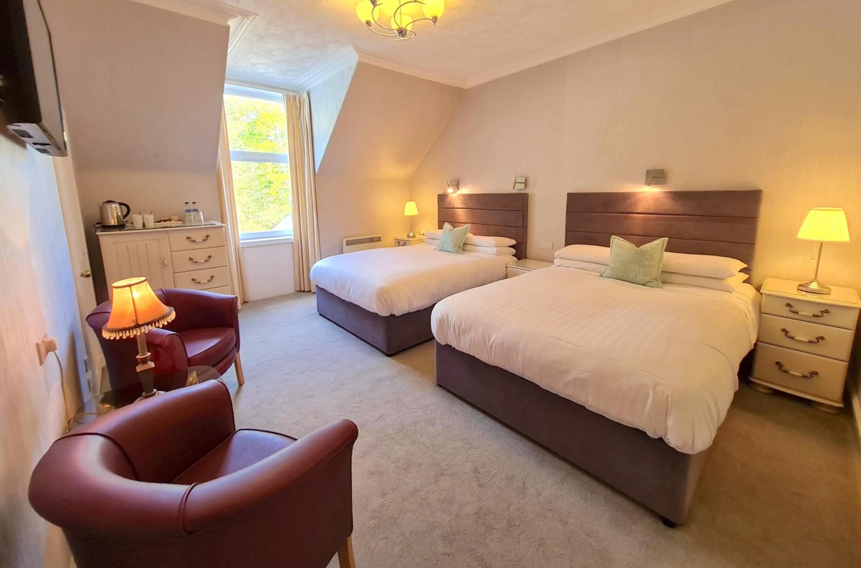 Photo of the whole room, Bed in Corriemar House