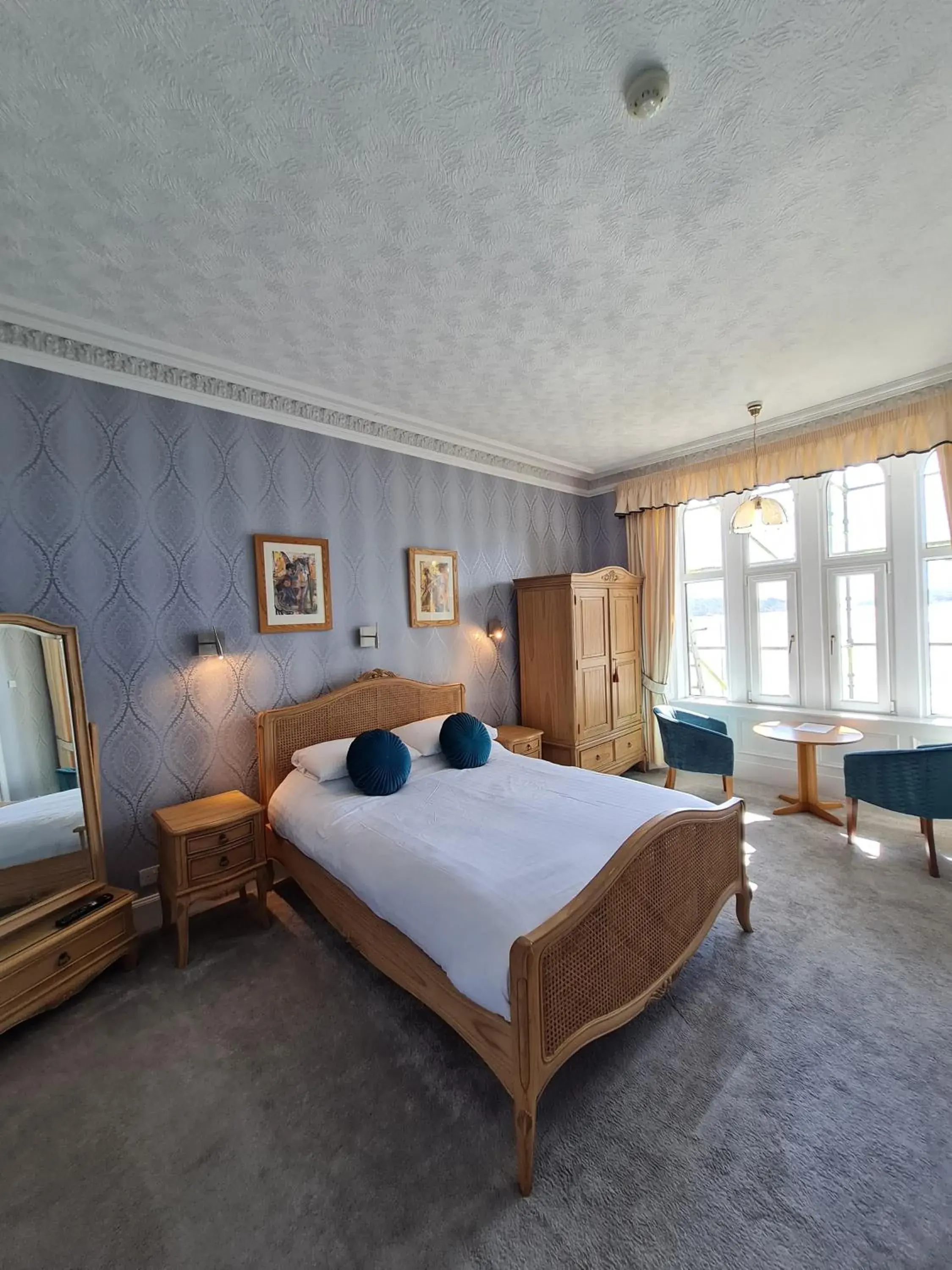 King Room with Sea View in Corriemar House King Room with Sea View in Corriemar House