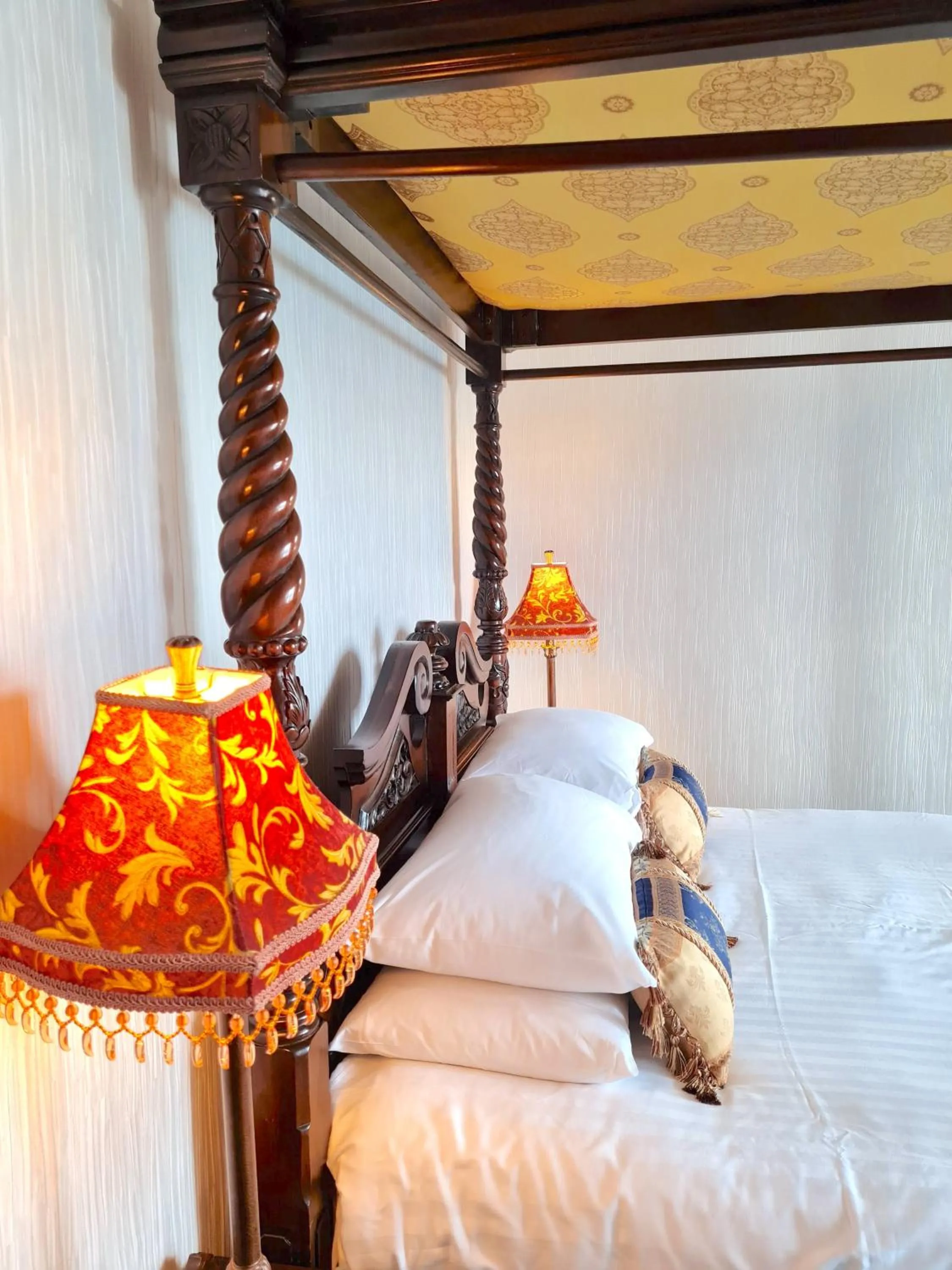 Bed in Corriemar House