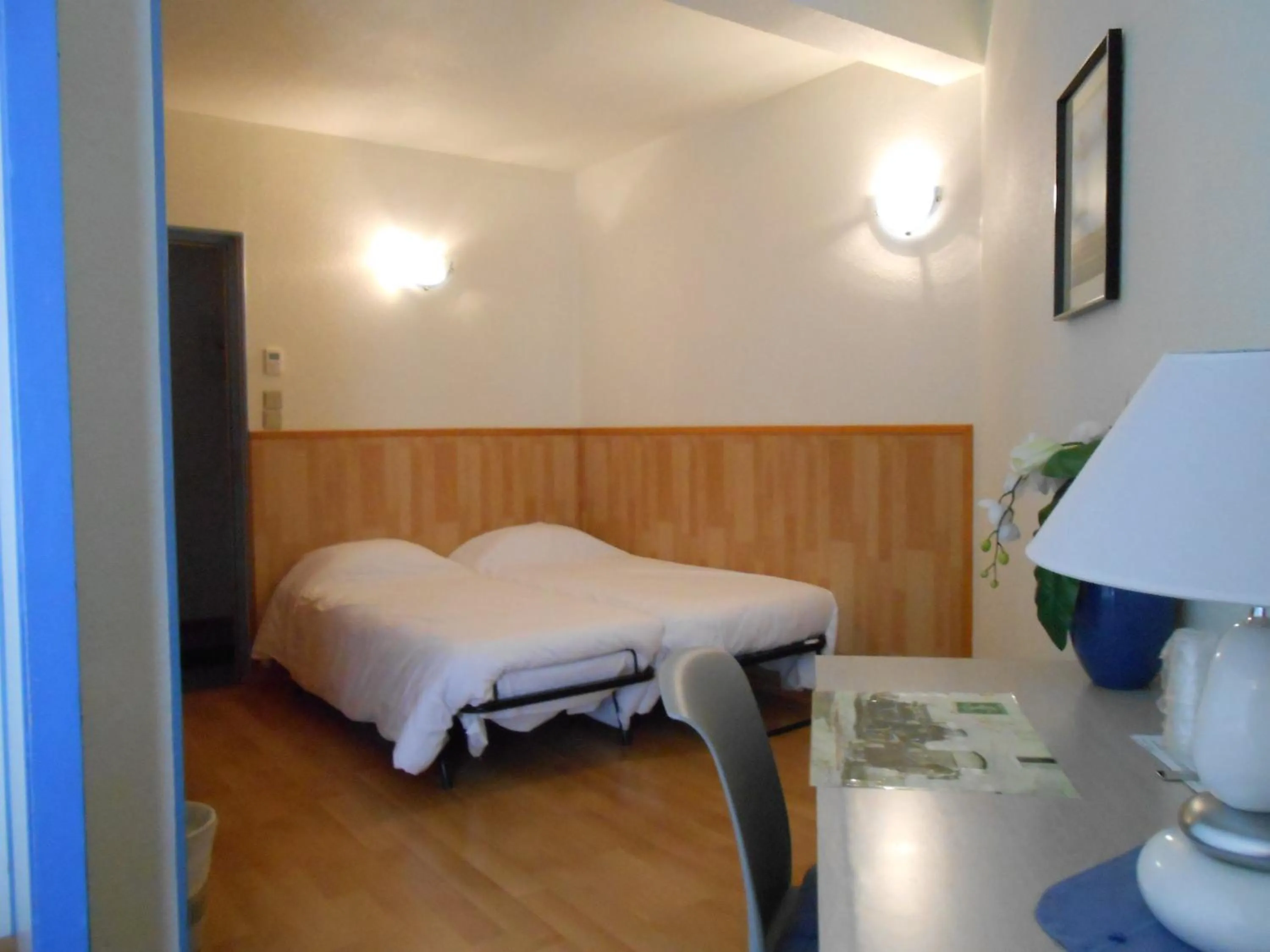 Bed in Hôtel La Bérangère