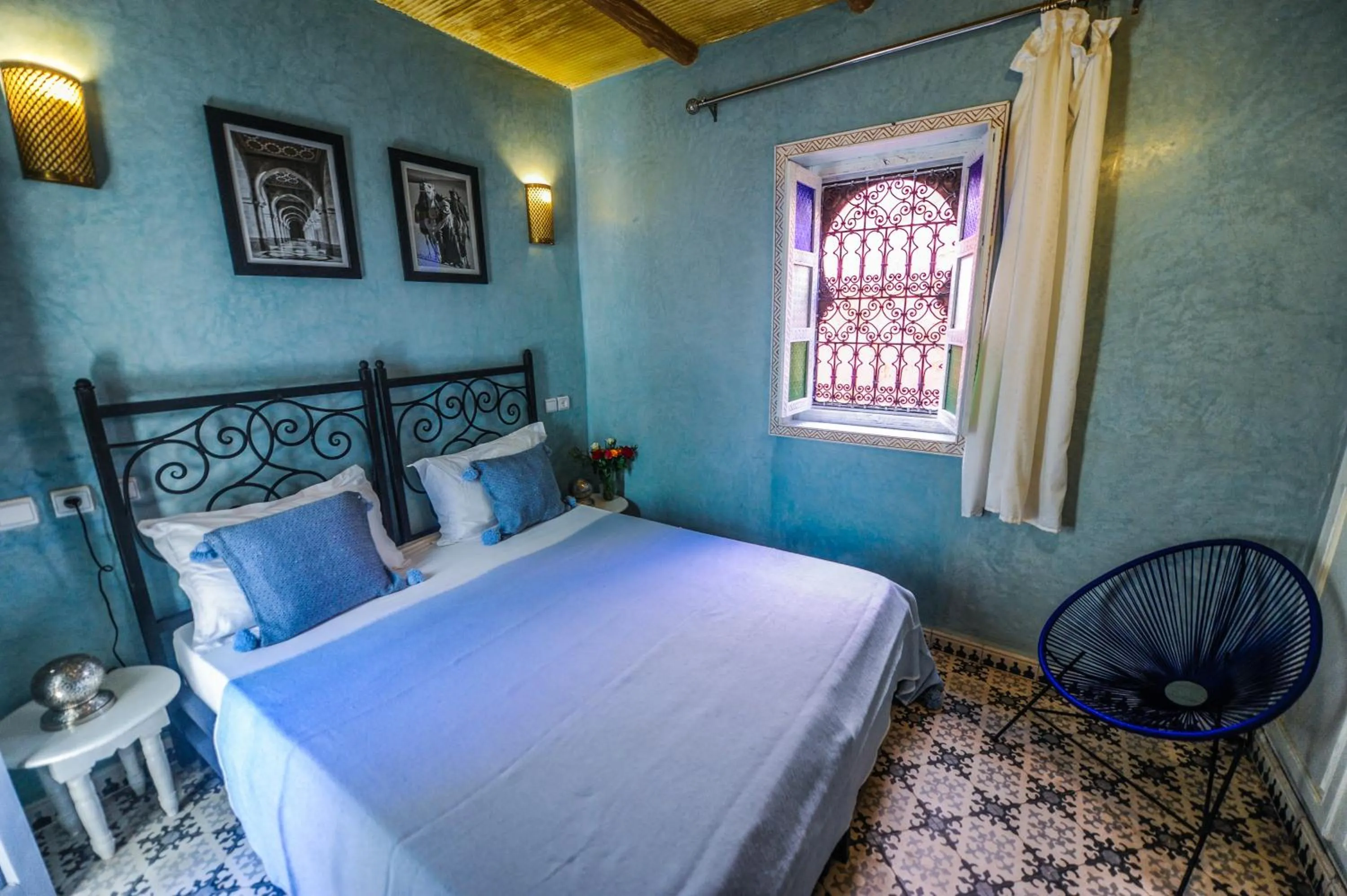 Photo of the whole room, Bed in Riad Milouda