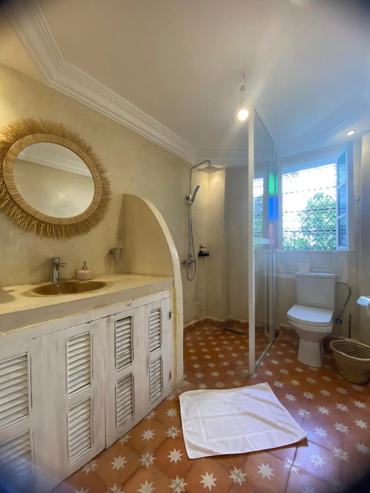 Toilet in Riad Milouda