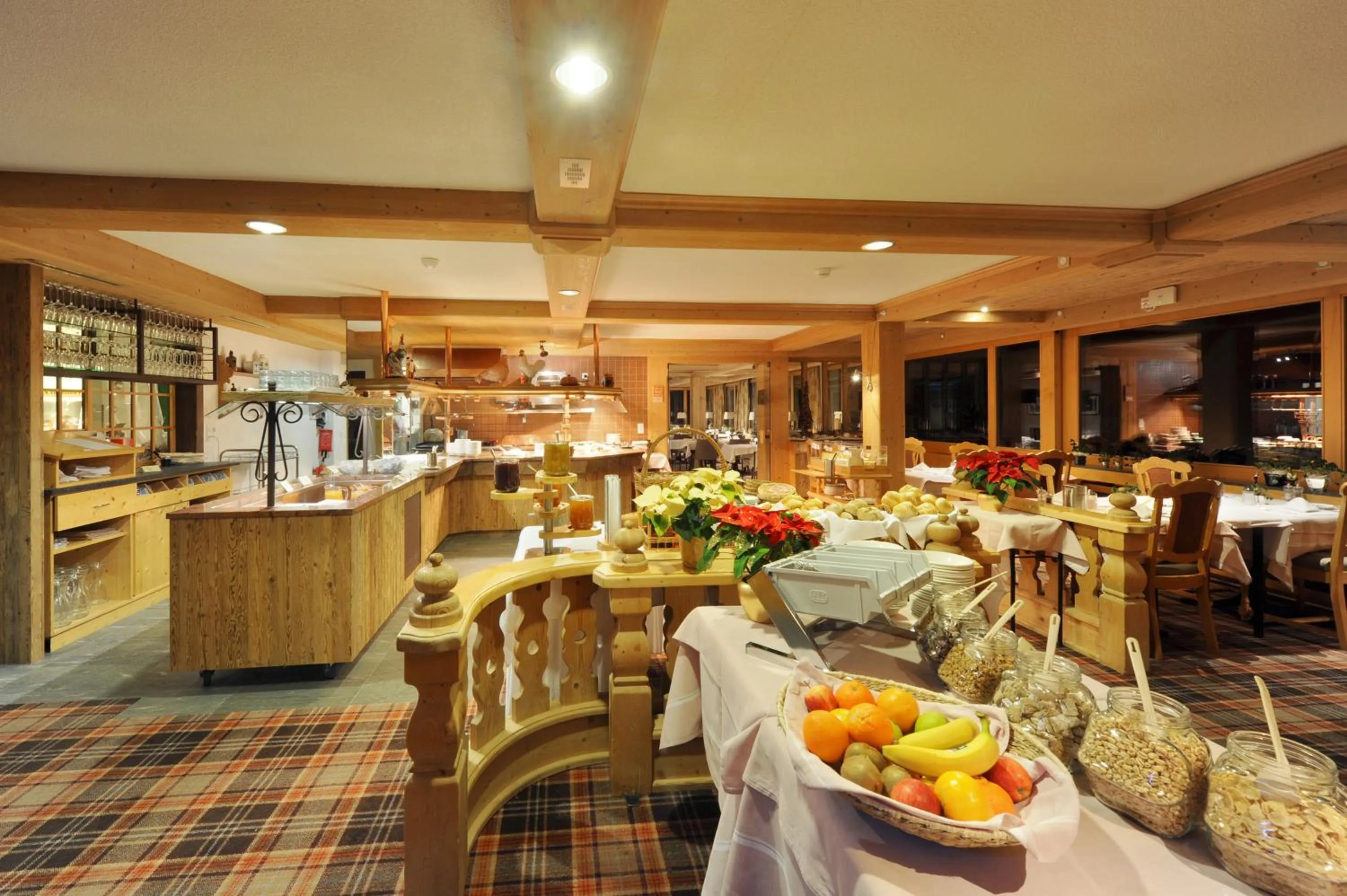 Buffet breakfast in Serviced Apartments – Kirchbühl@home