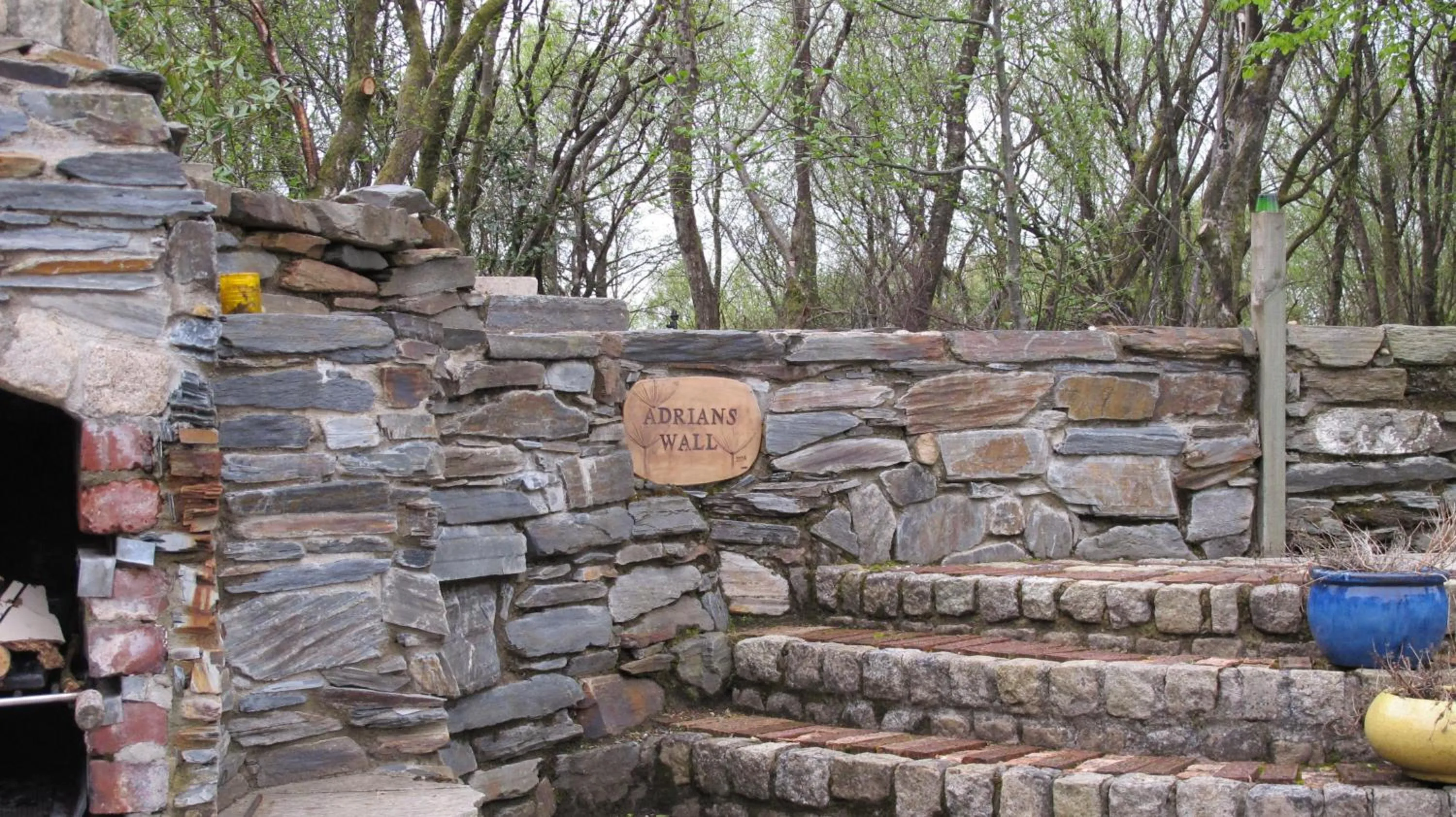 Area and facilities in Five Oaks