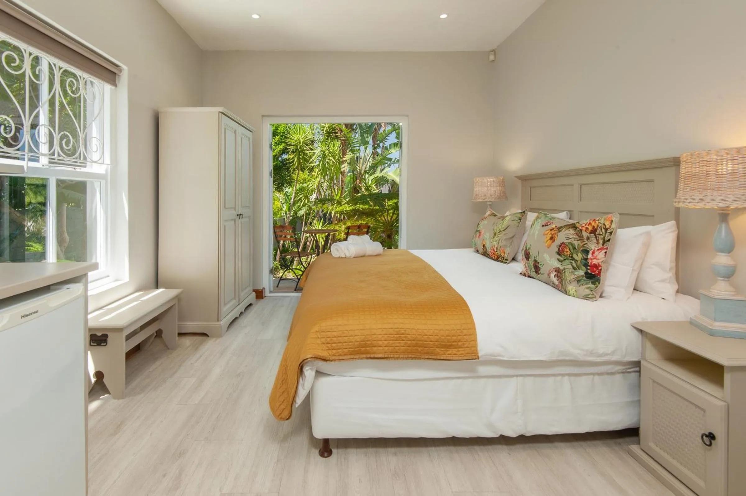 Bed in Villa Blu Guesthouse