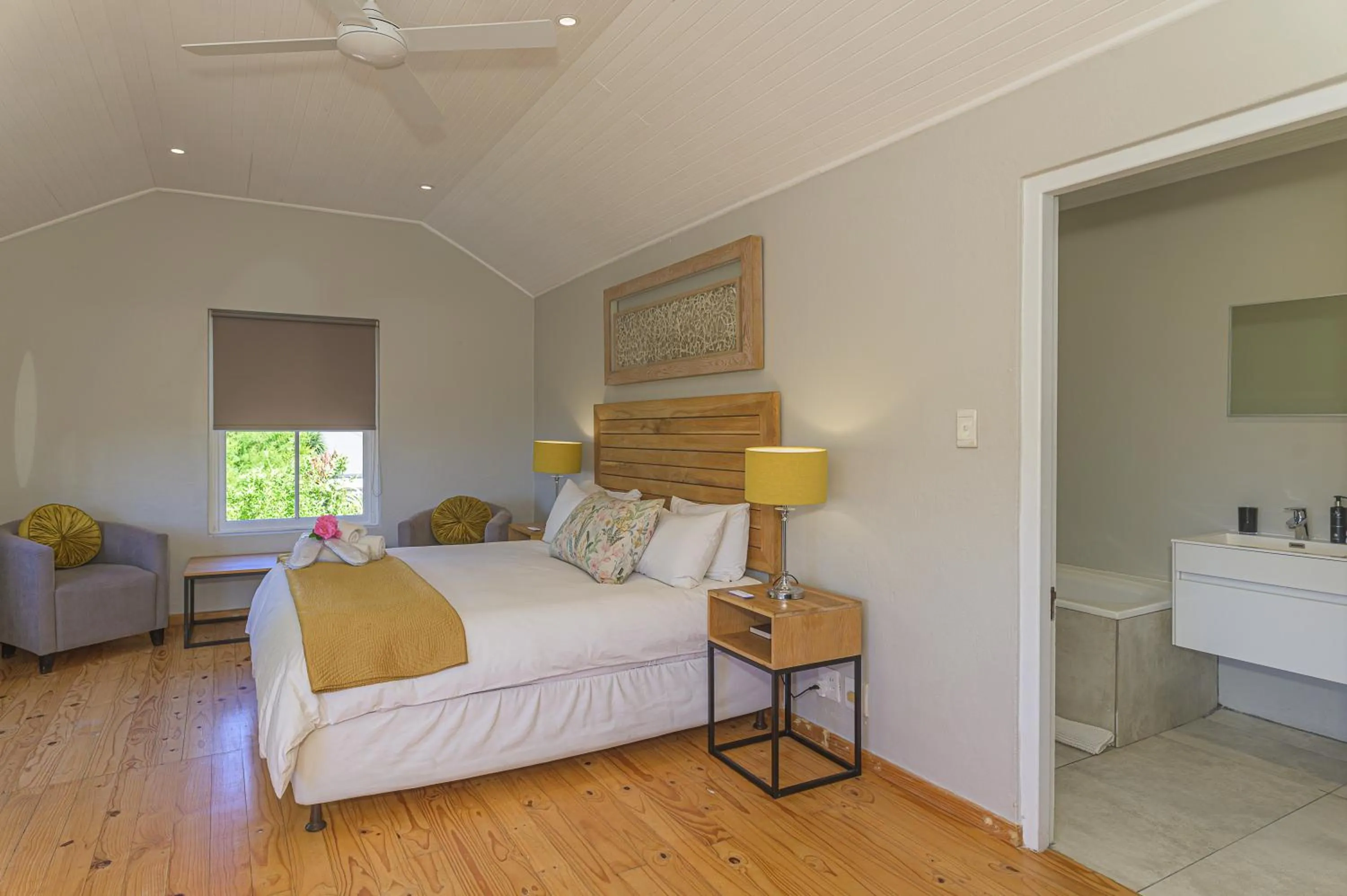 Bedroom, Bed in Villa Blu Guesthouse