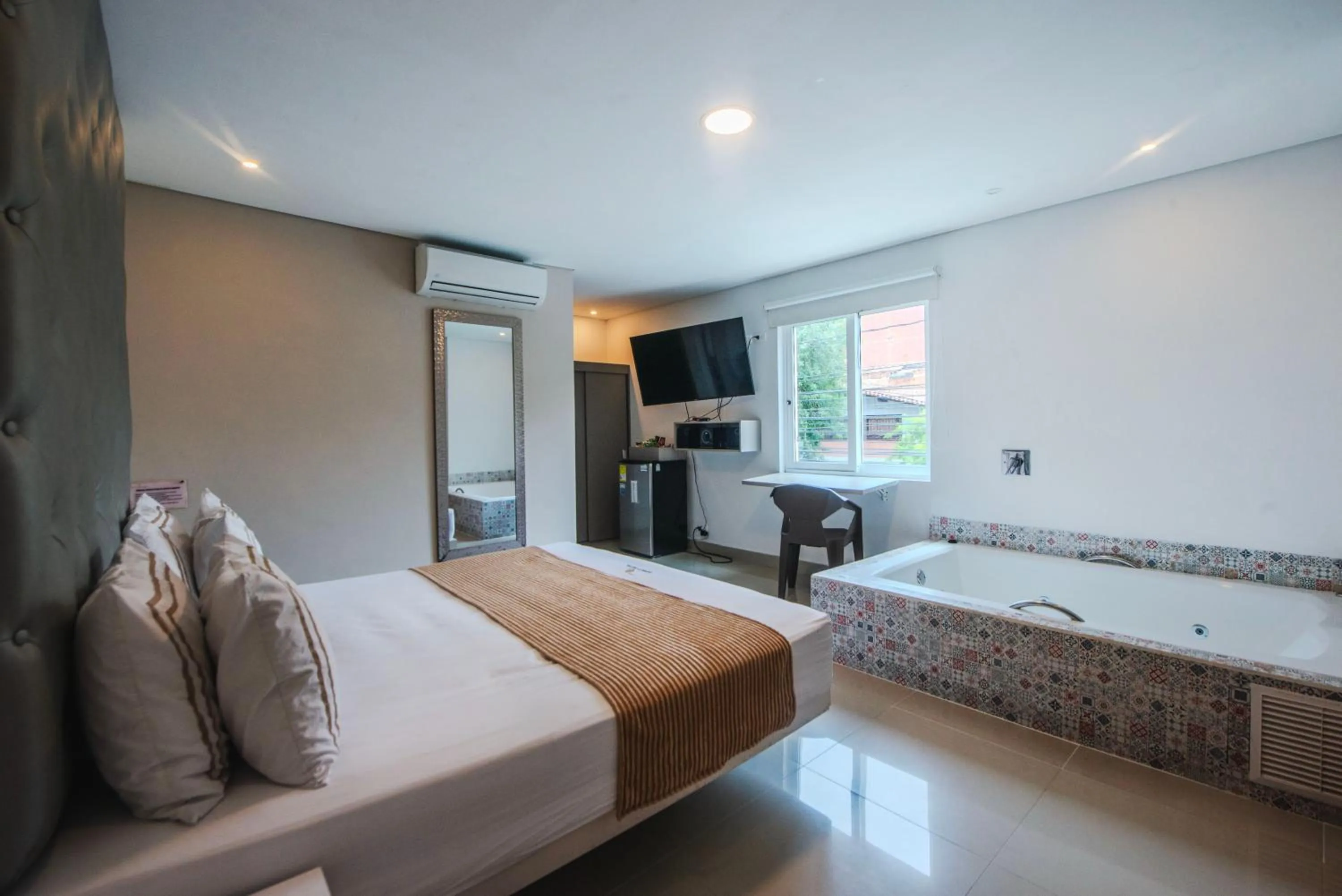 TV and multimedia, Bed in Infinity Hotel