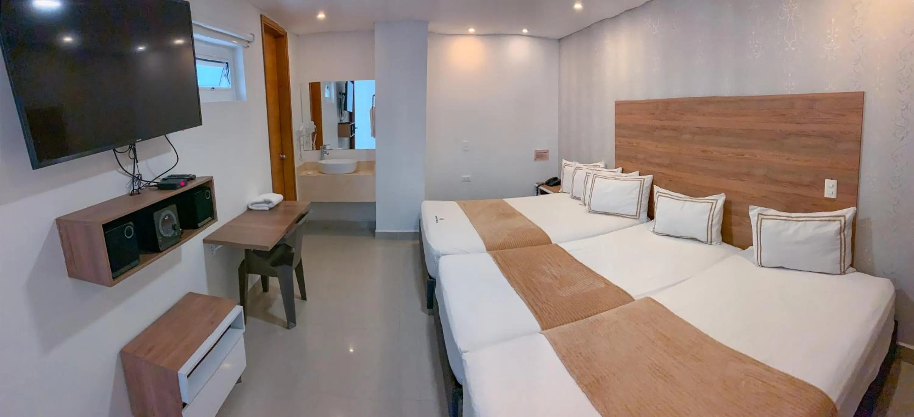 TV and multimedia, Bed in Infinity Hotel