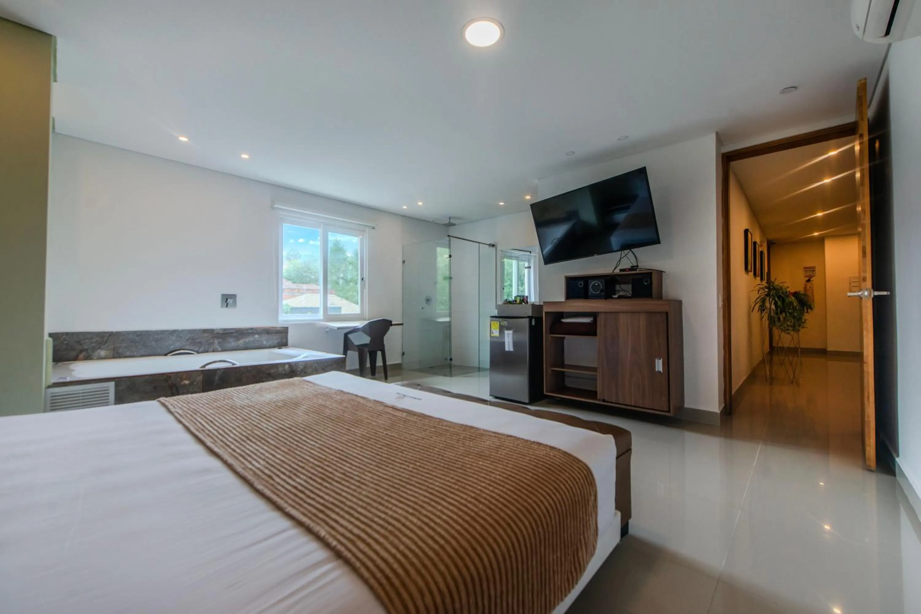 TV and multimedia, Bed in Infinity Hotel