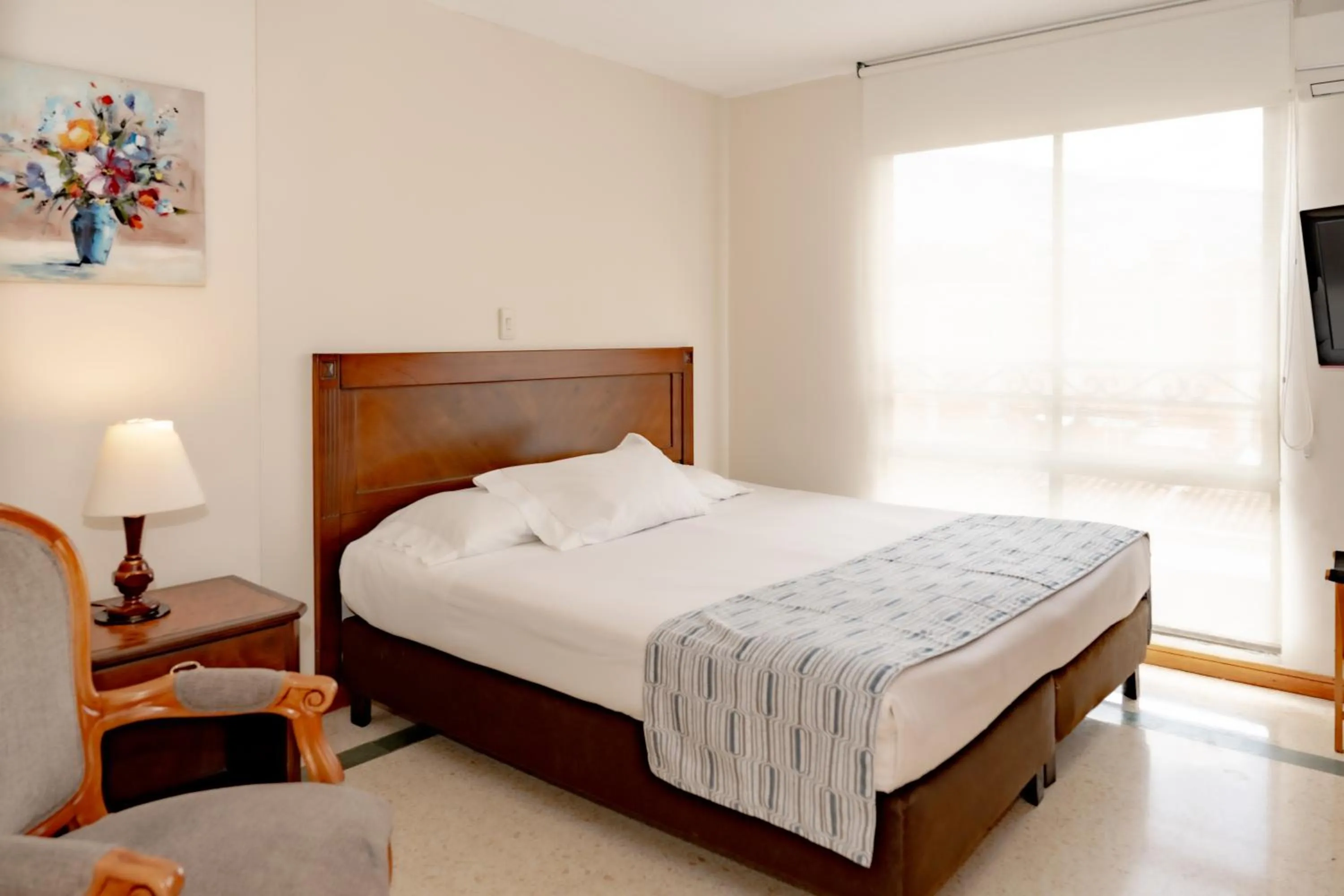 Living room, Bed in Hotel San Pedro del Fuerte