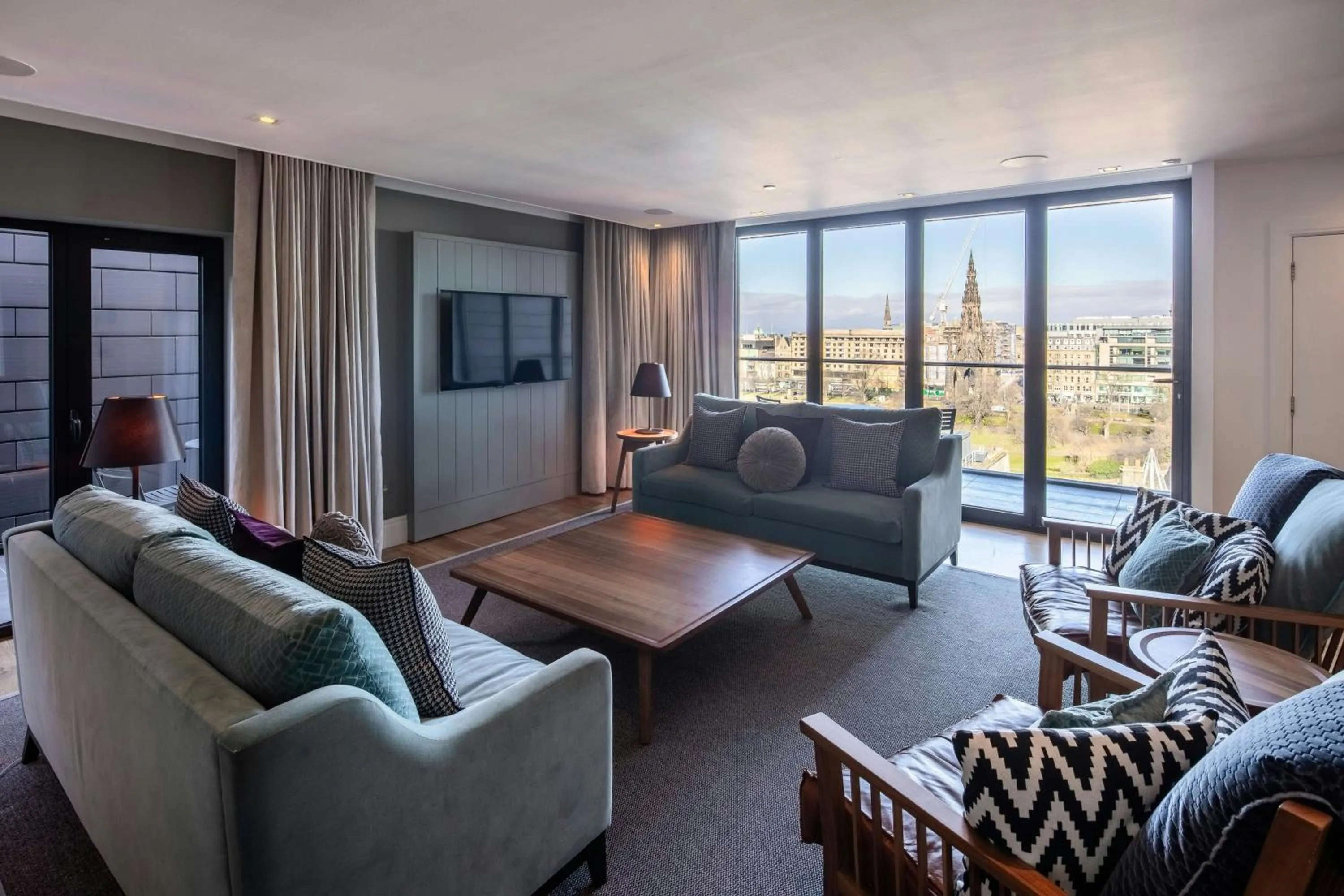 Bedroom in Old Town Chambers, Autograph Collection