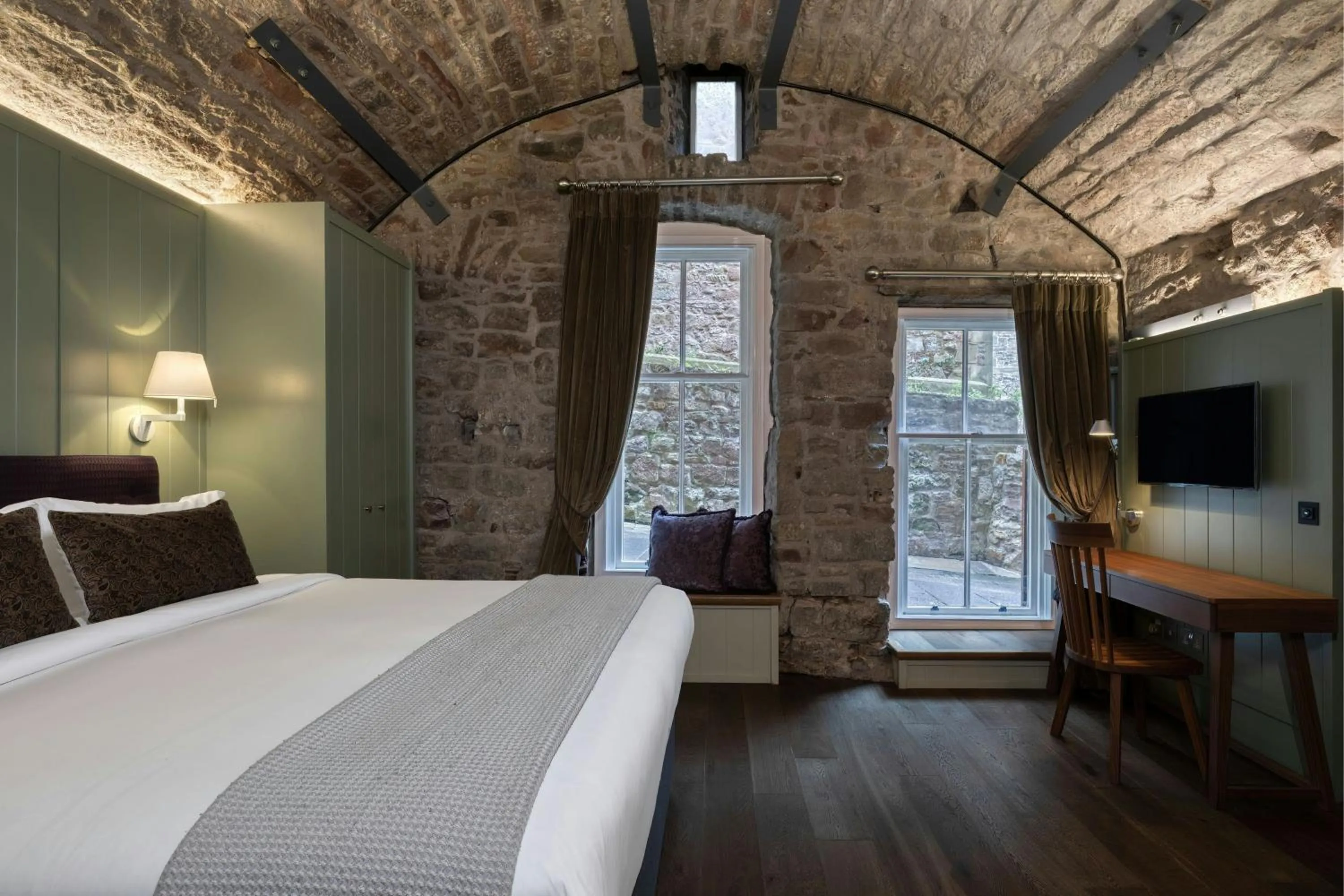 Bathroom, Bed in Old Town Chambers, Autograph Collection