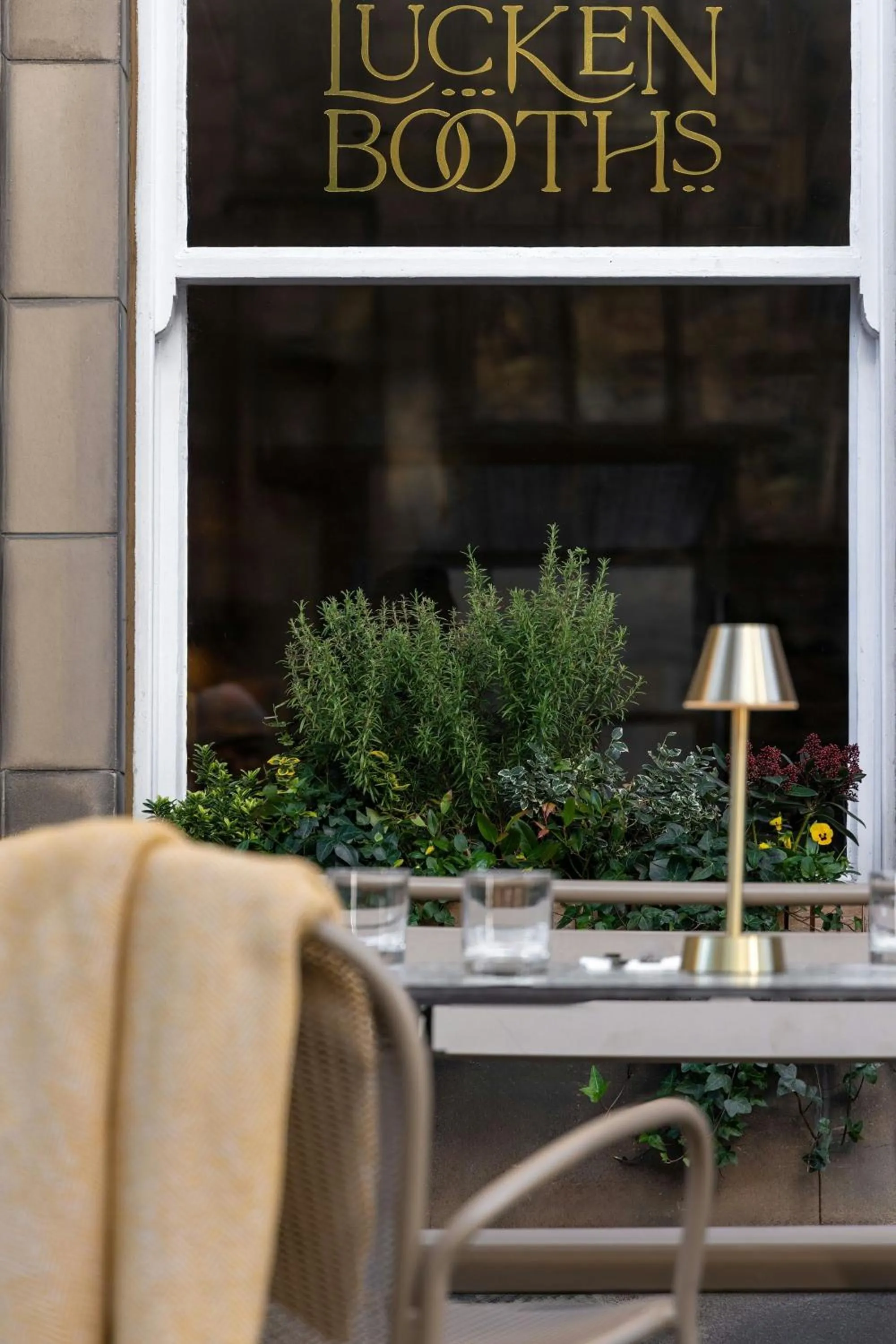 Restaurant/places to eat in Old Town Chambers, Autograph Collection