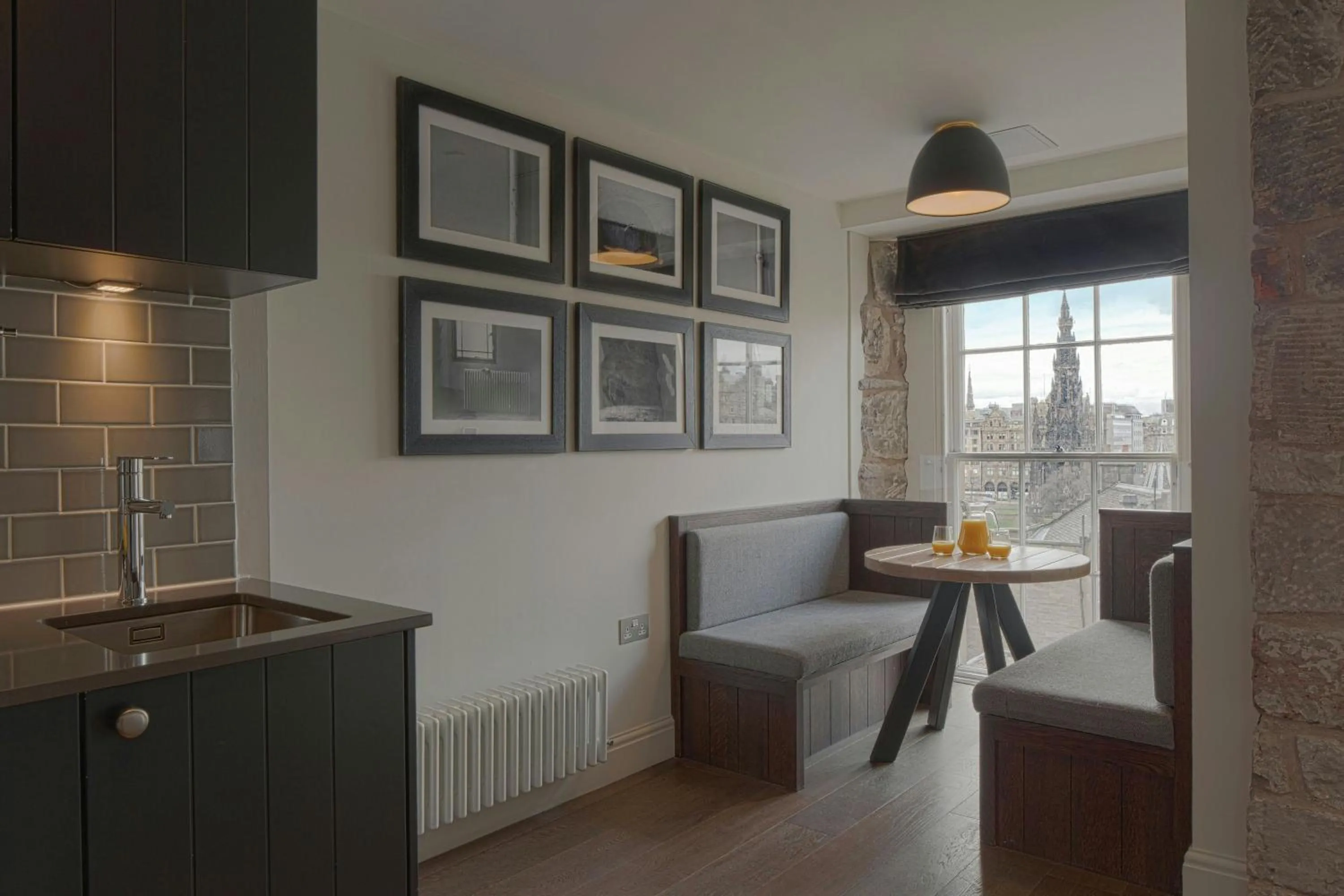 Photo of the whole room in Old Town Chambers, Autograph Collection