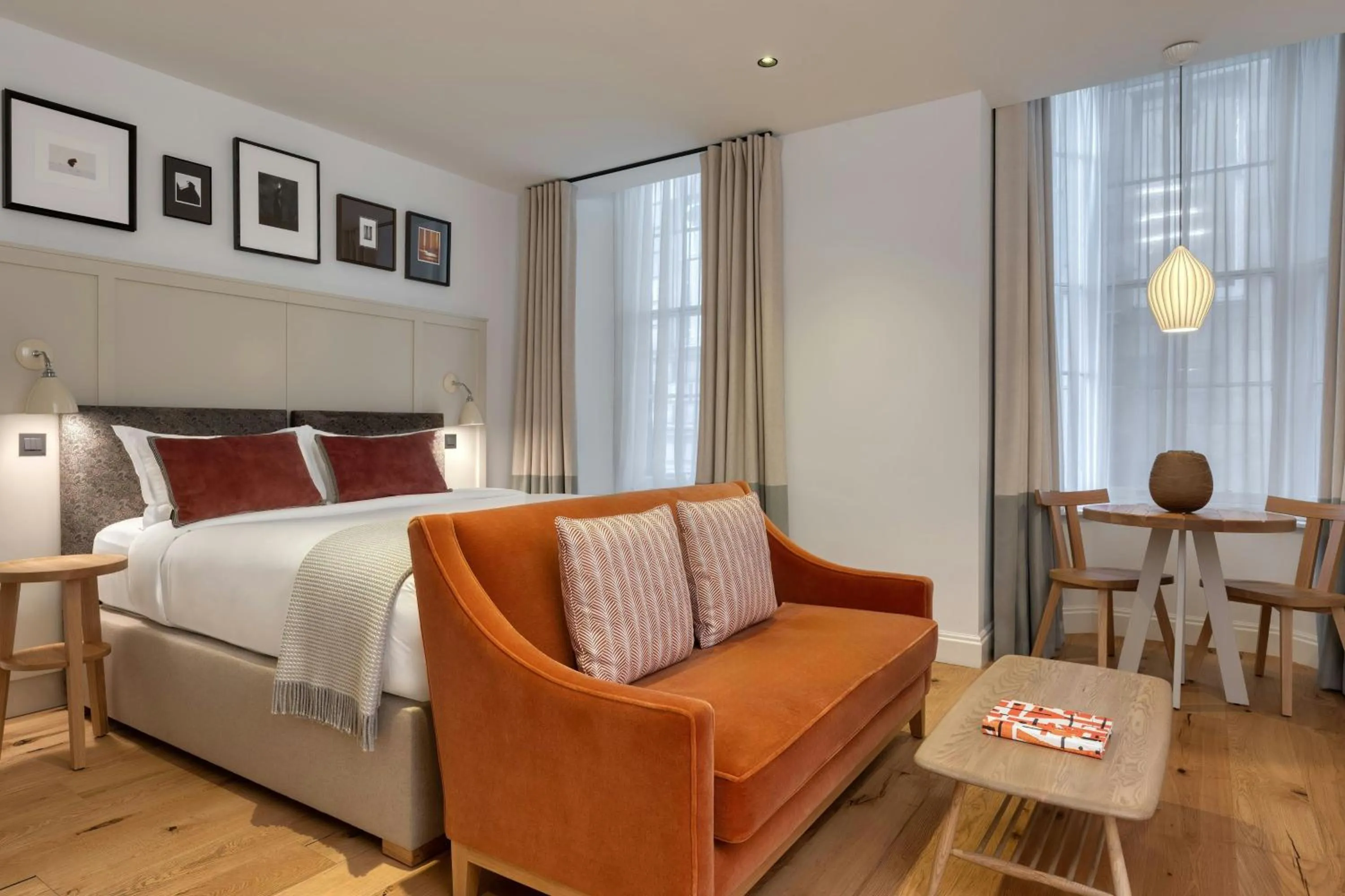 Photo of the whole room, Bed in Old Town Chambers, Autograph Collection