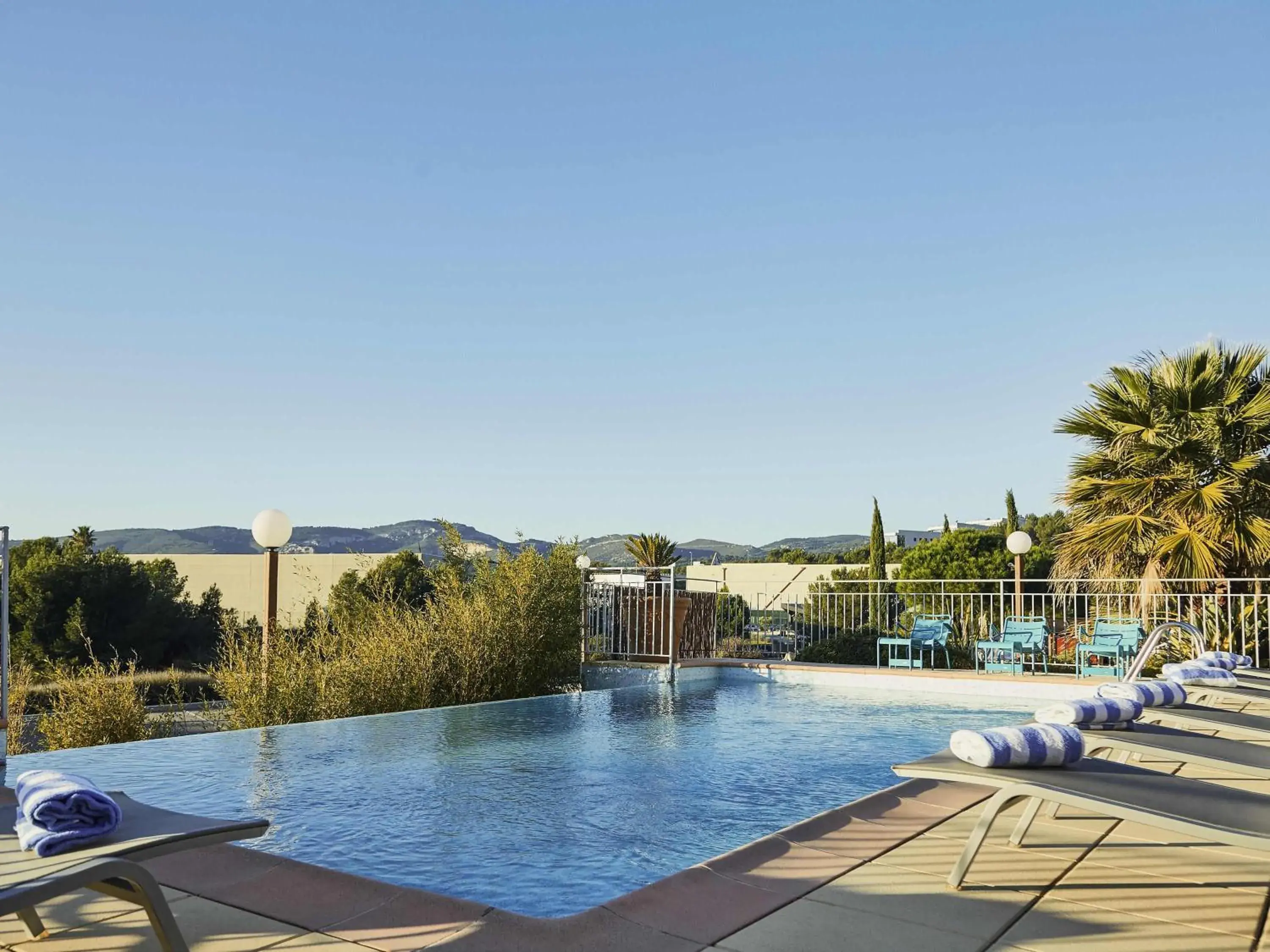 Double Room with Pool View in ibis La Ciotat Double Room with Pool View in ibis La Ciotat