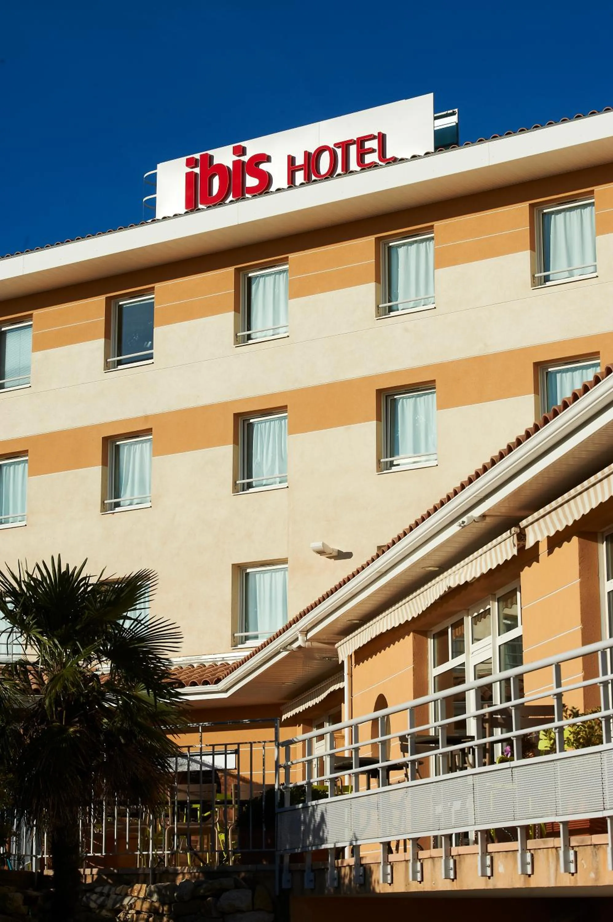 Property building in ibis La Ciotat