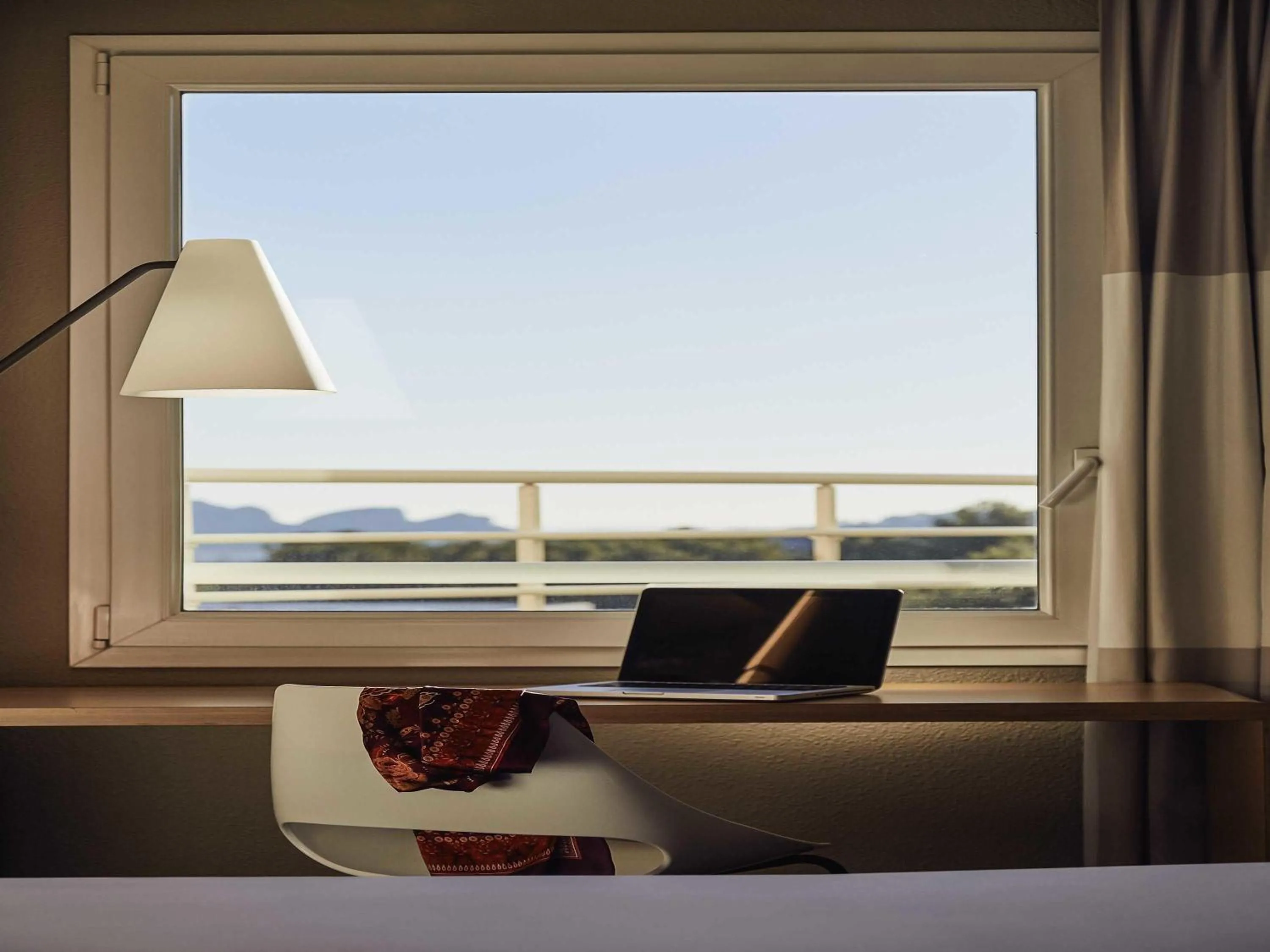 Bedroom in ibis La Ciotat