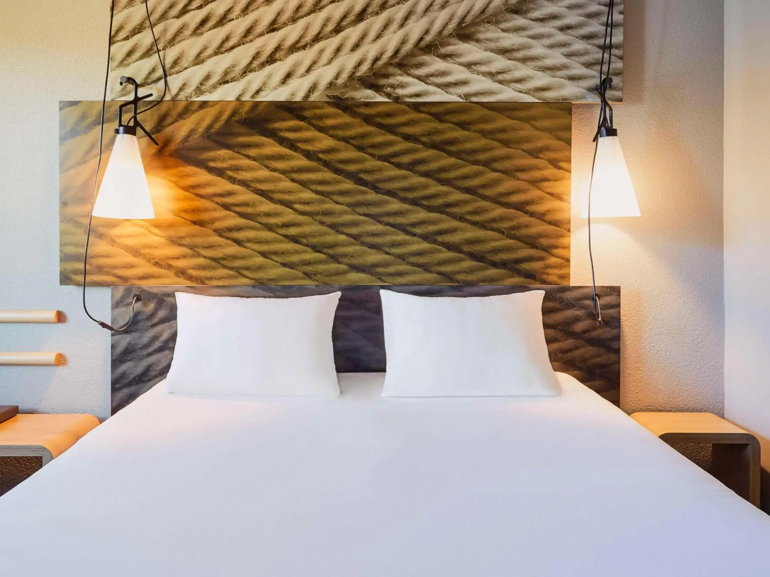 Double Room with Sea View in ibis La Ciotat Double Room with Sea View in ibis La Ciotat