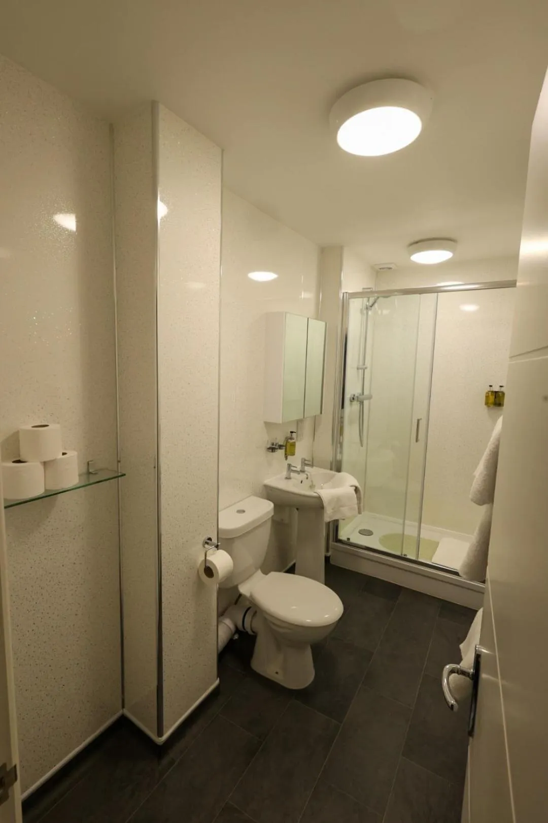 Shower in Manor Hotel