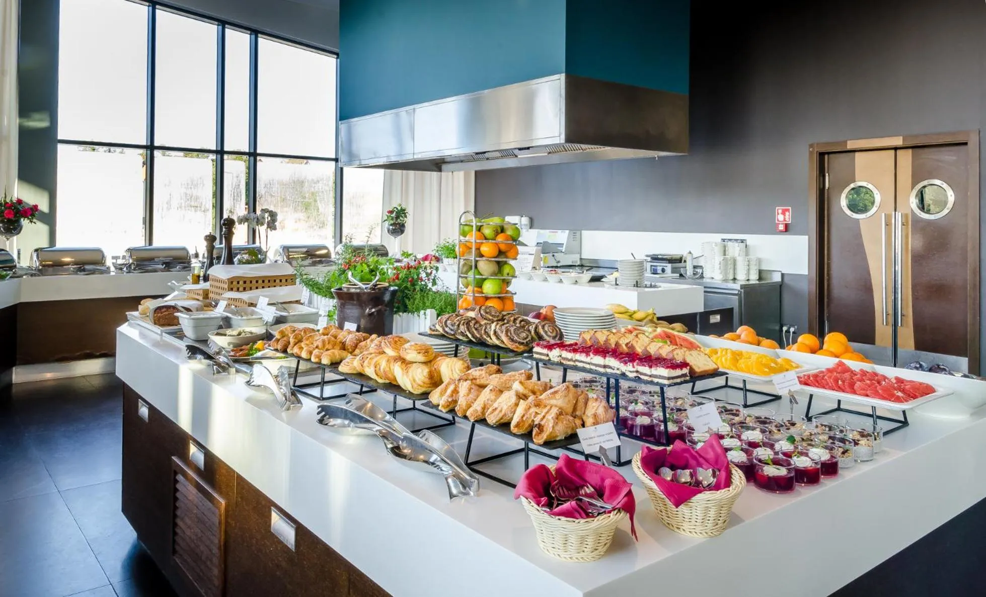 Food and drinks in Hotel Mikołajki Leisure & SPA - Destigo Hotels