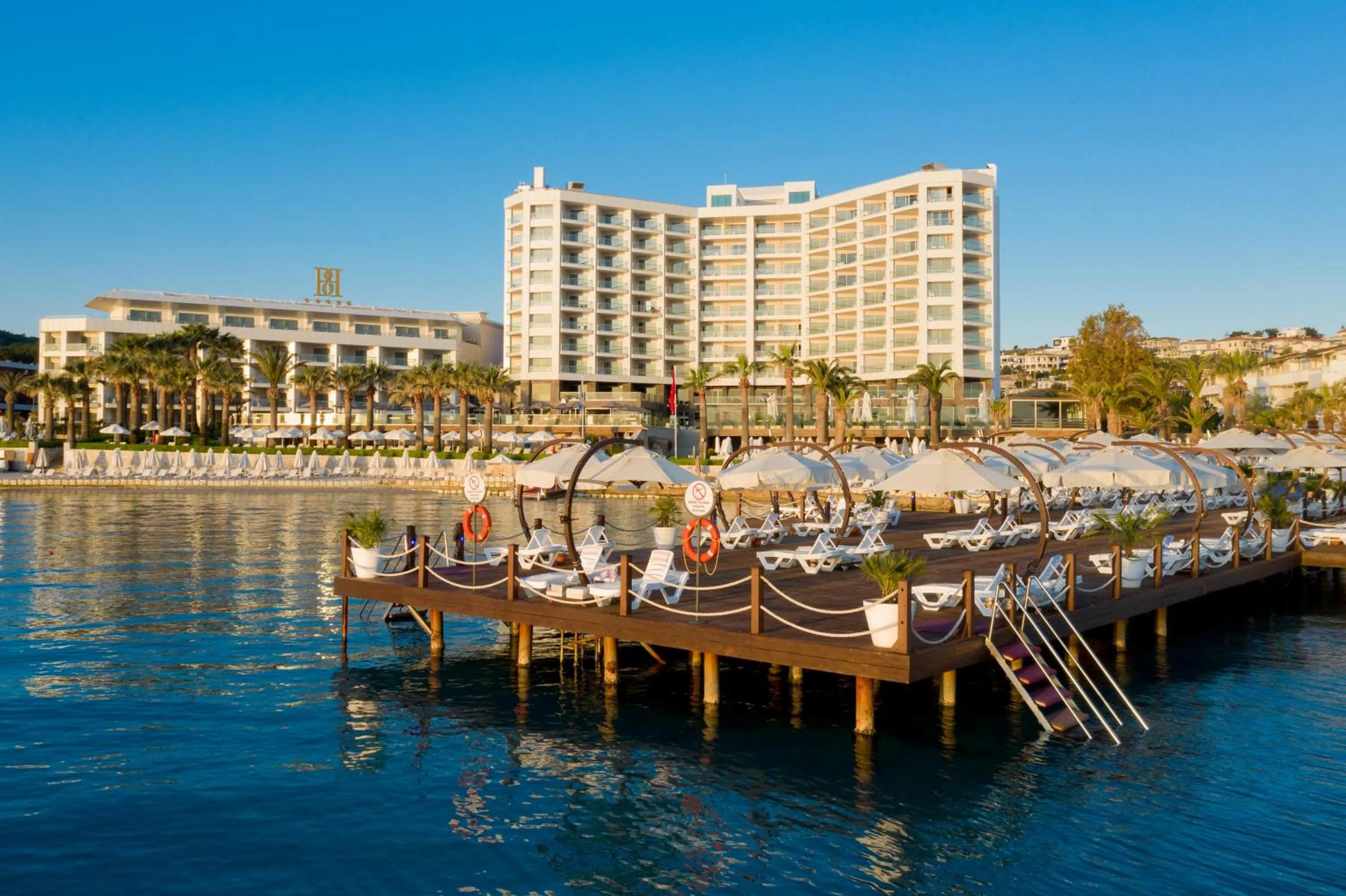 Beach in Boyalik Beach Hotel & Spa Cesme