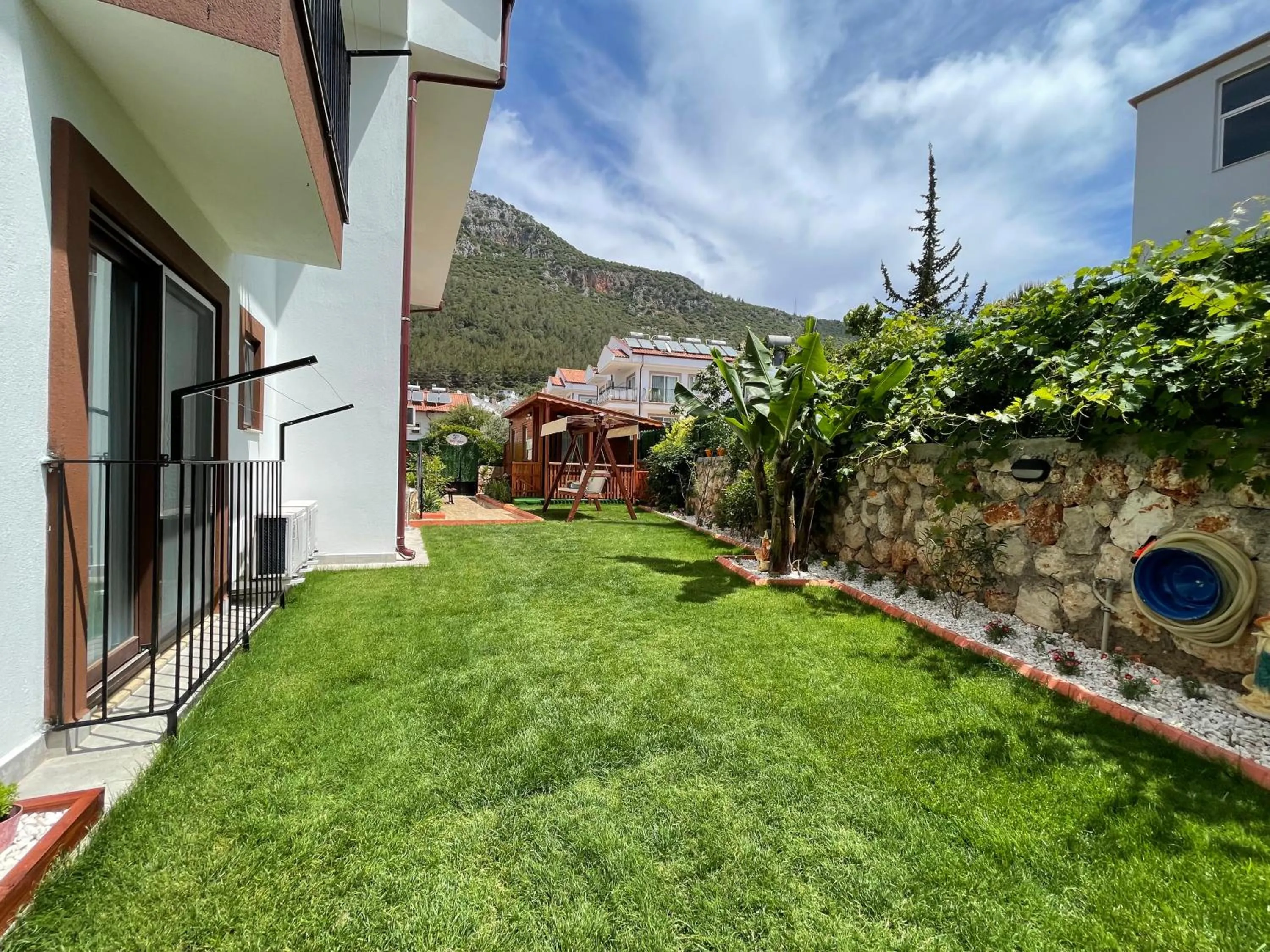 Garden view in Bahçe Apart