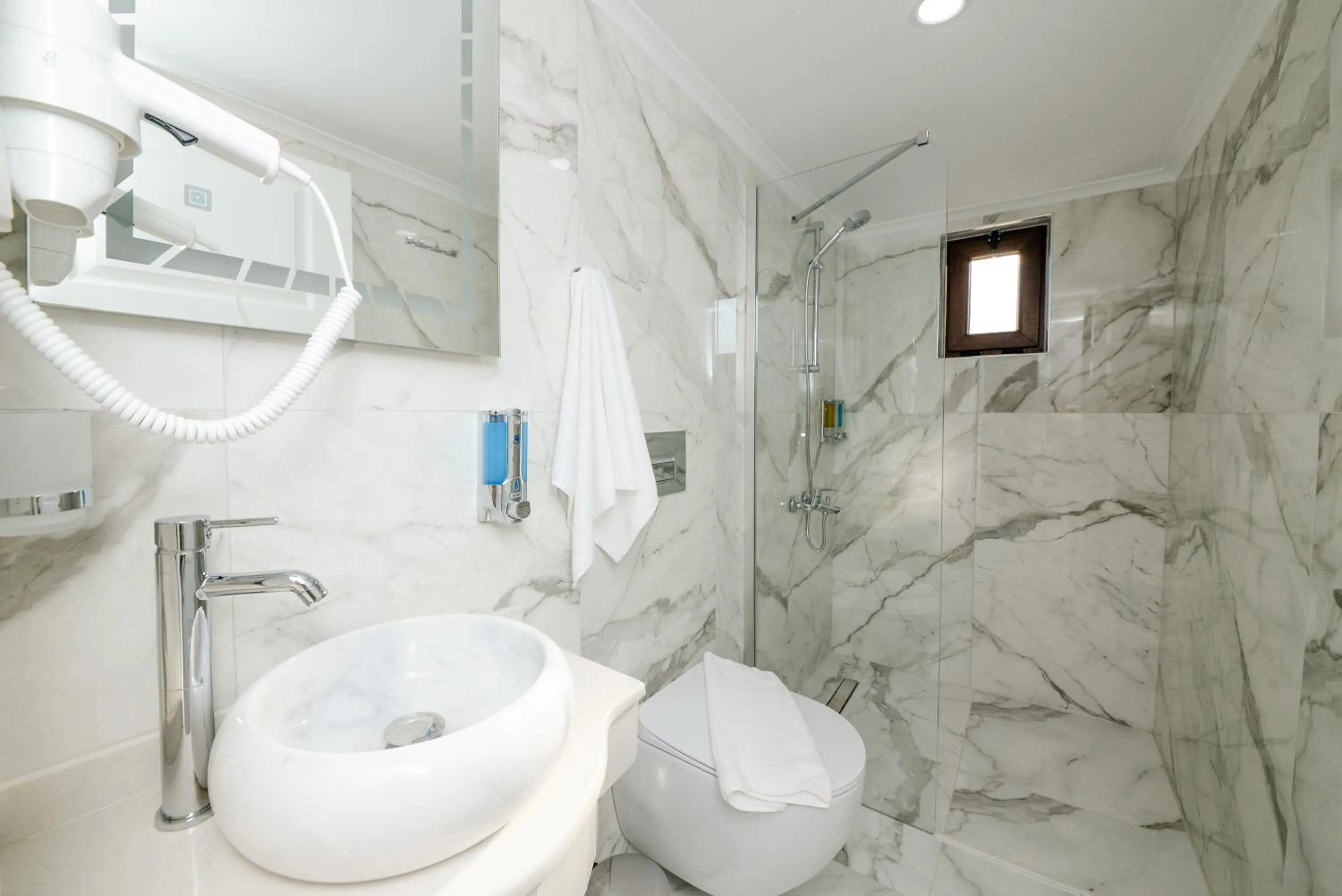 Bathroom in Bahçe Apart