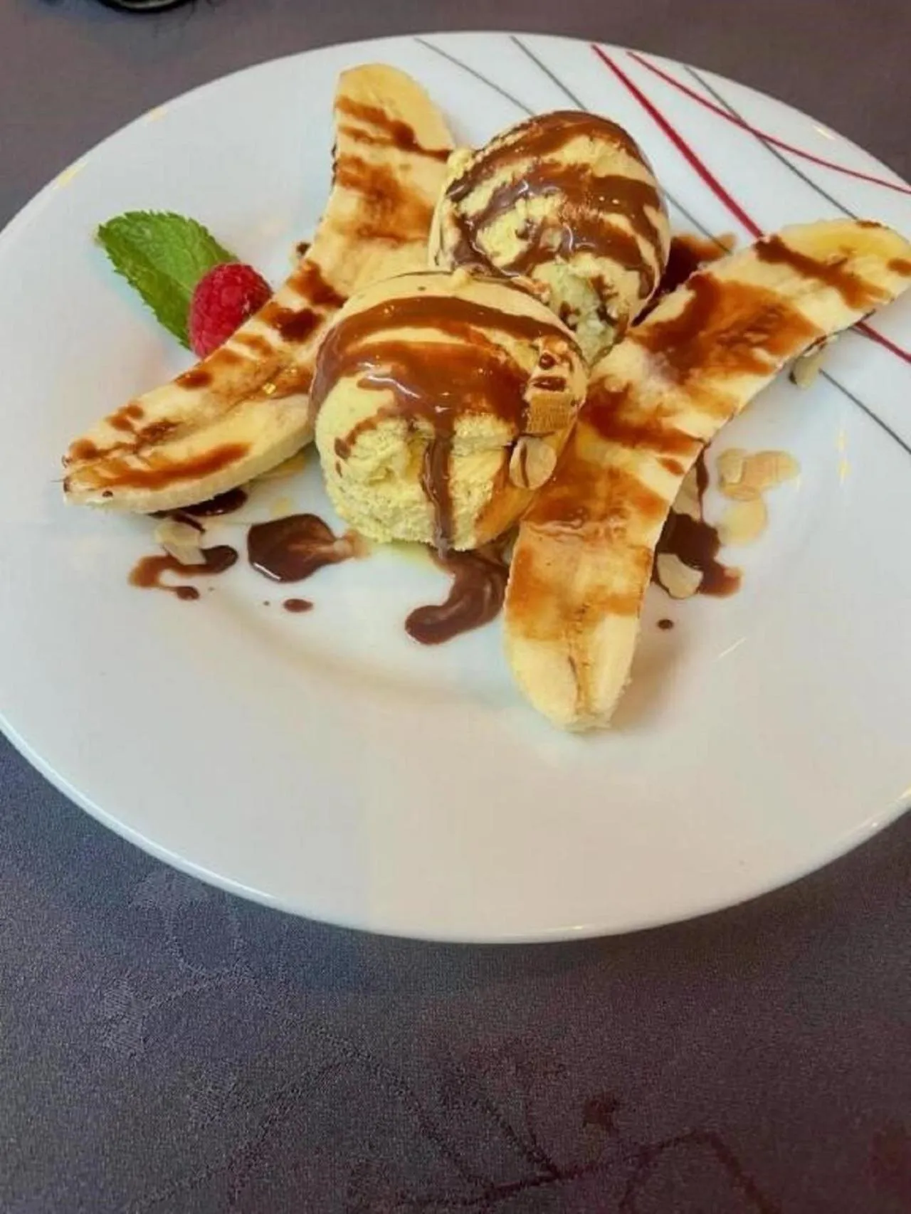 Meals in Les Colonnes Strasbourg Zenith