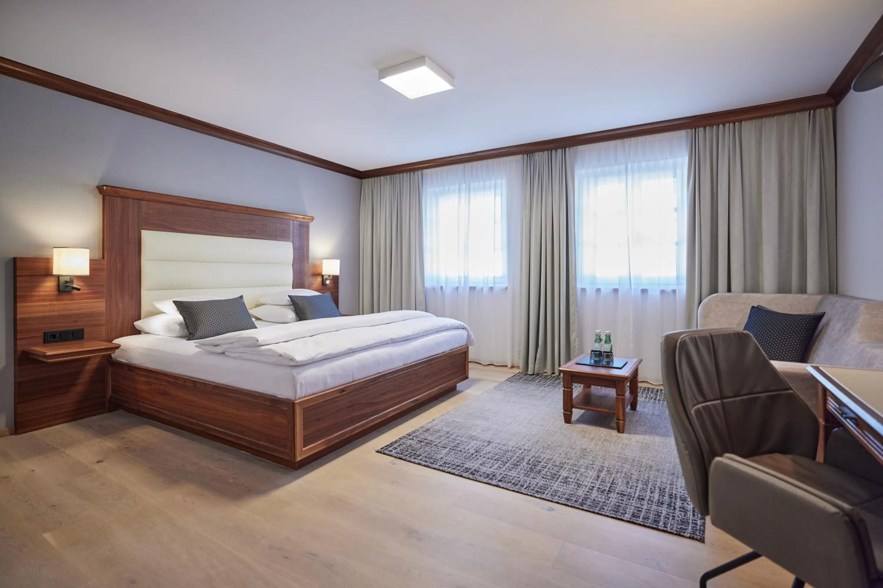 Bedroom, Bed in Hotel EDELWEISS Berchtesgaden Superior