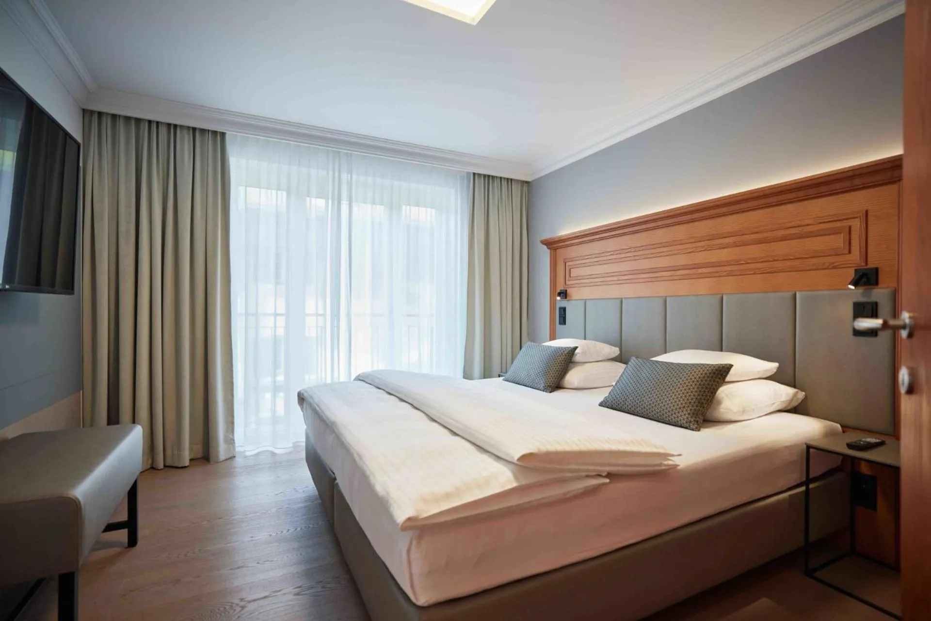 Bed in Hotel EDELWEISS Berchtesgaden Superior