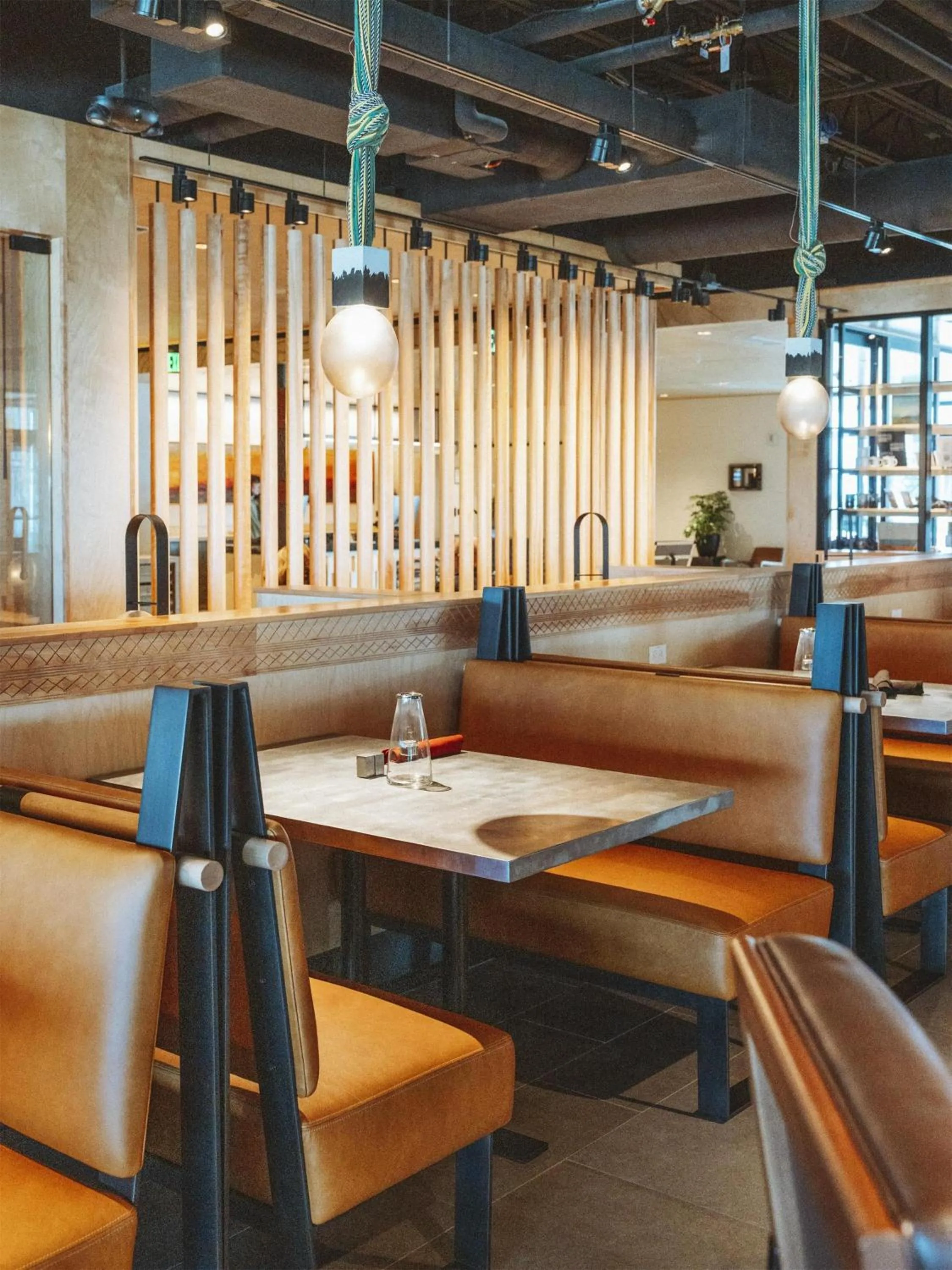 Restaurant/places to eat in The Wildbirch Hotel - JdV by Hyatt