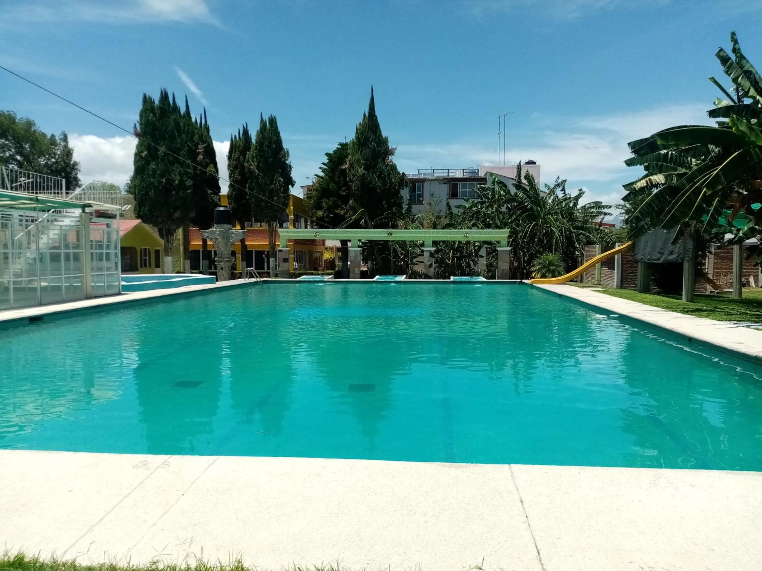 Swimming pool in Hotel Cipreses