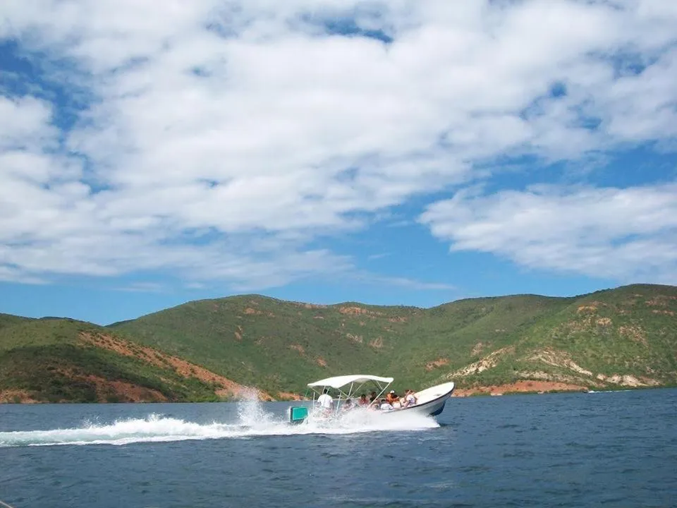 Hotel Cristina Suites