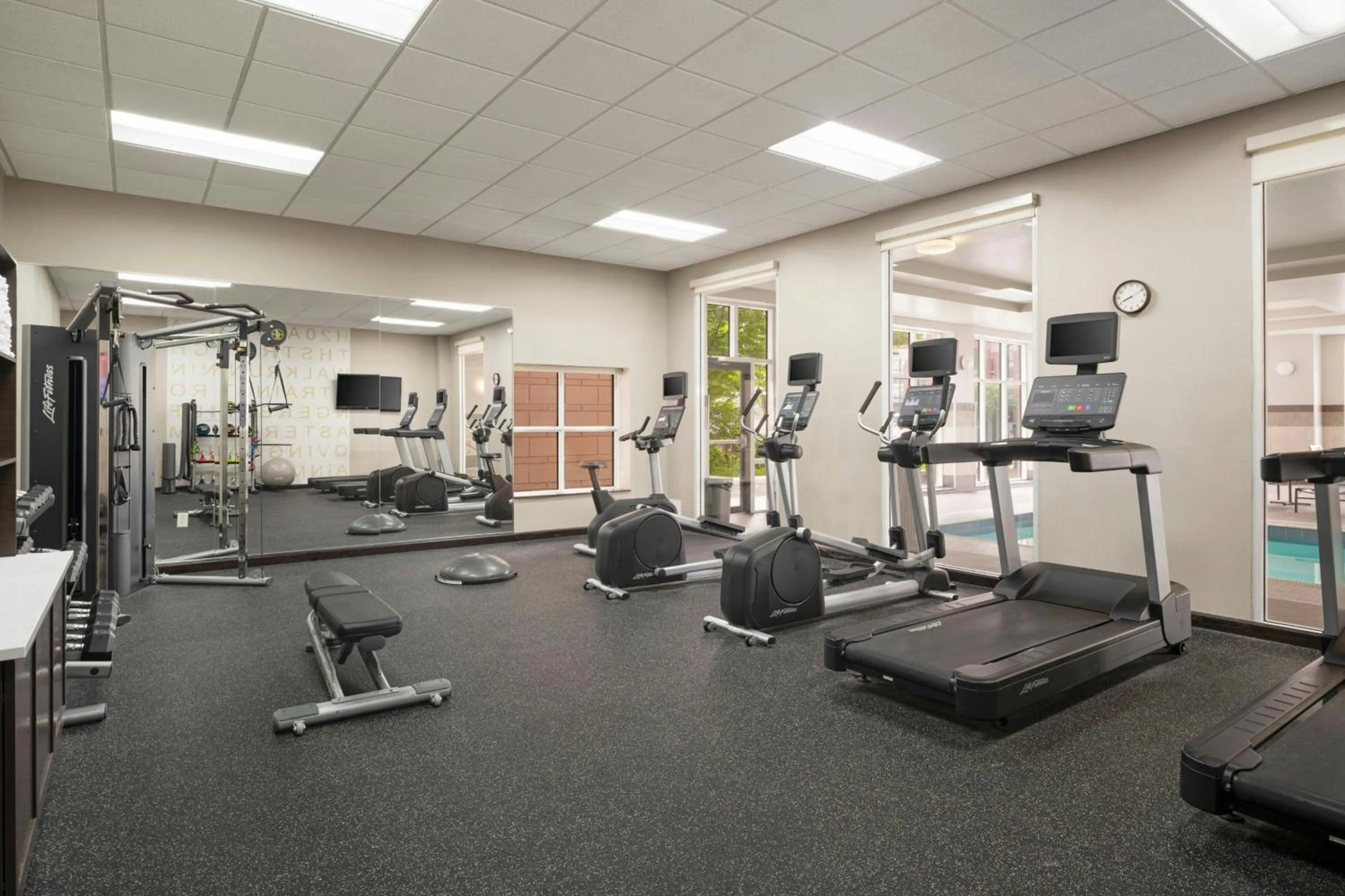 Fitness centre/facilities in Residence Inn by Marriott Ottawa Airport