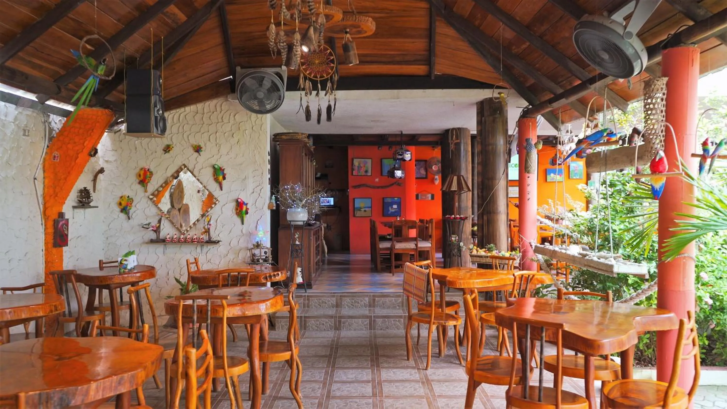 Restaurant/places to eat in Hotel Puerto Gaviota