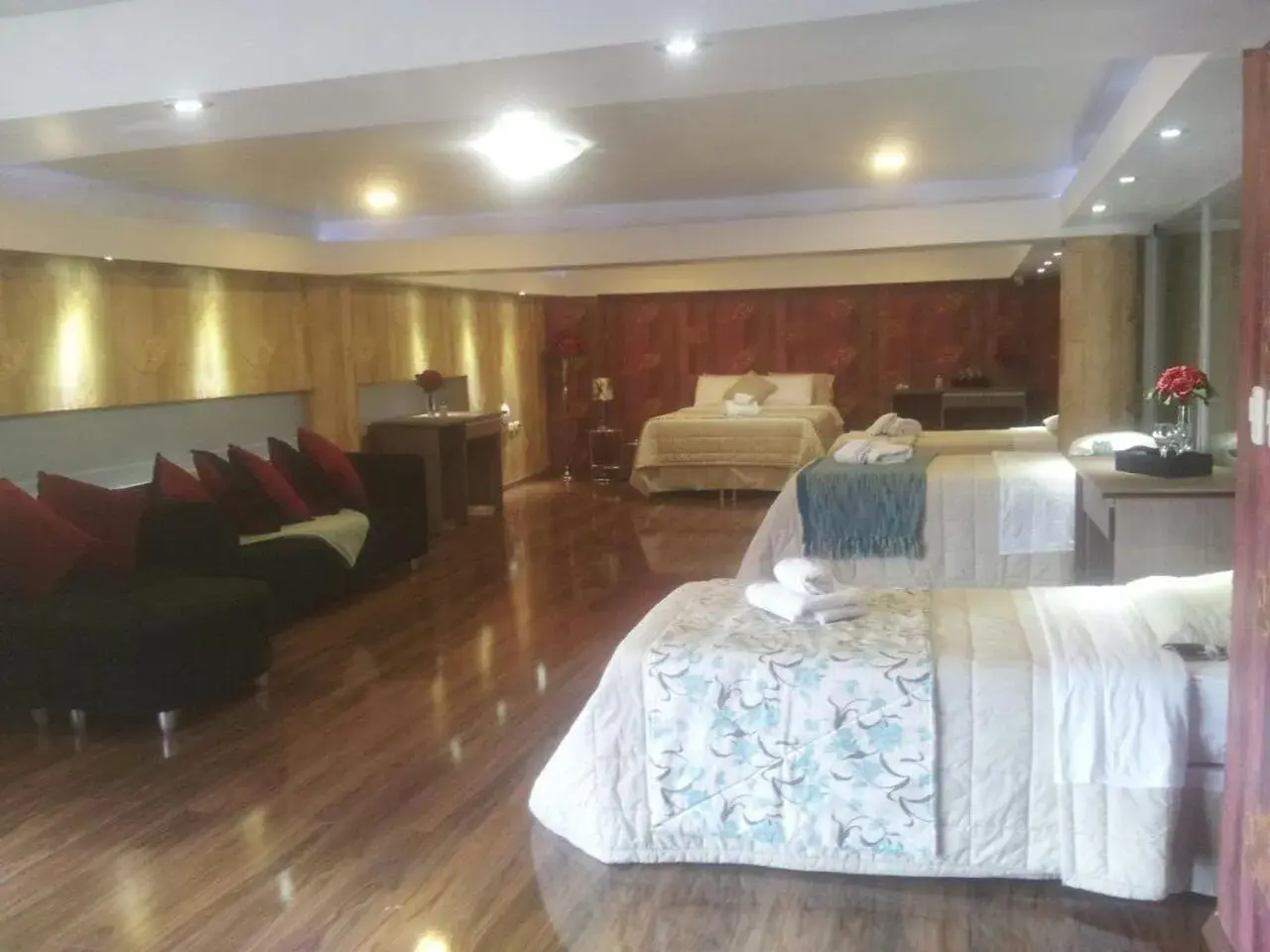 Family Room with Balcony in Luxsur Family Room with Balcony in Luxsur