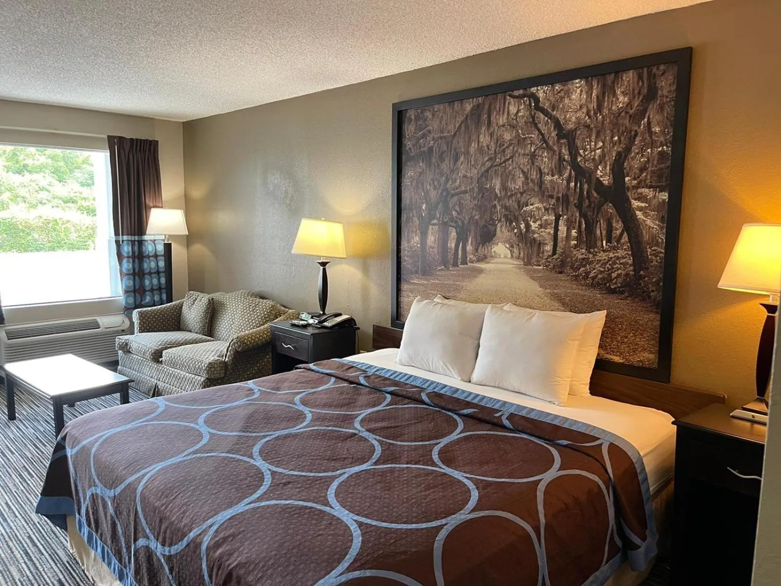 Bed in Super 8 by Wyndham Elberton