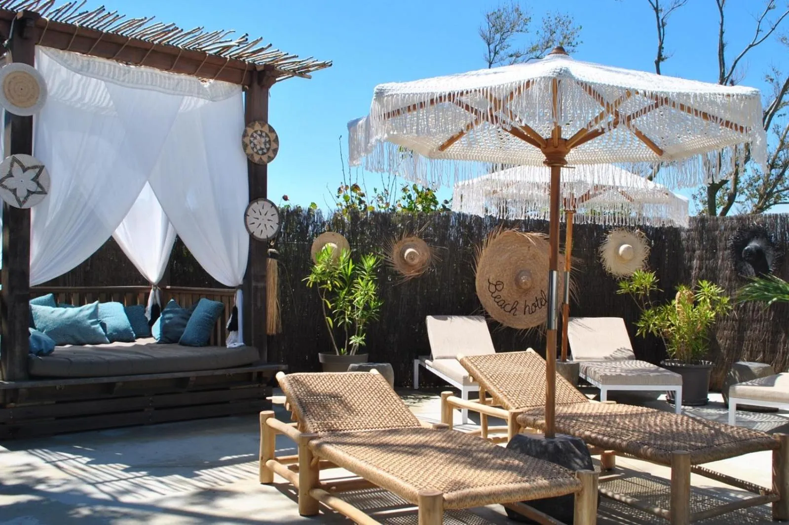 Swimming pool in CAPAO Beach Hôtel