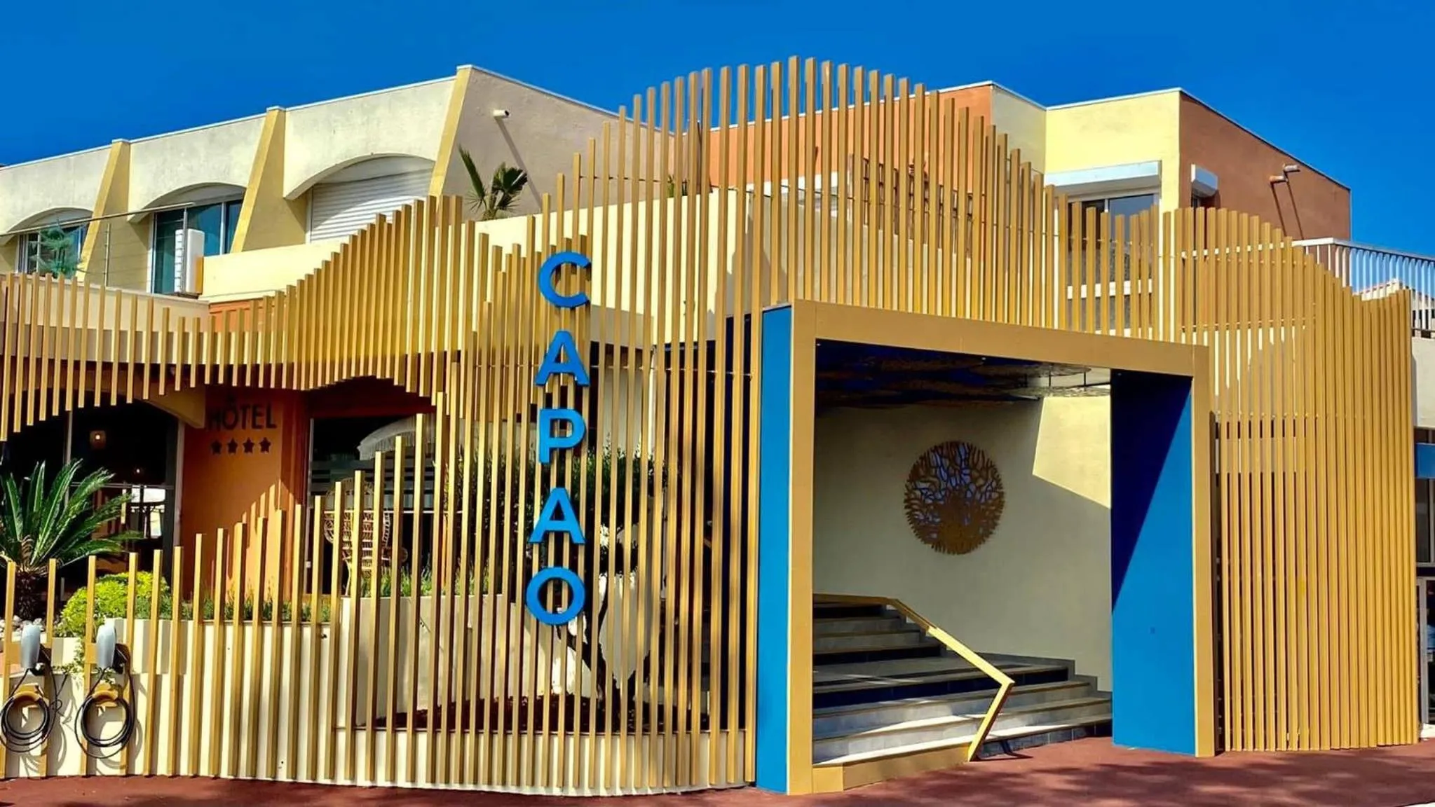 Property building in CAPAO Beach Hôtel