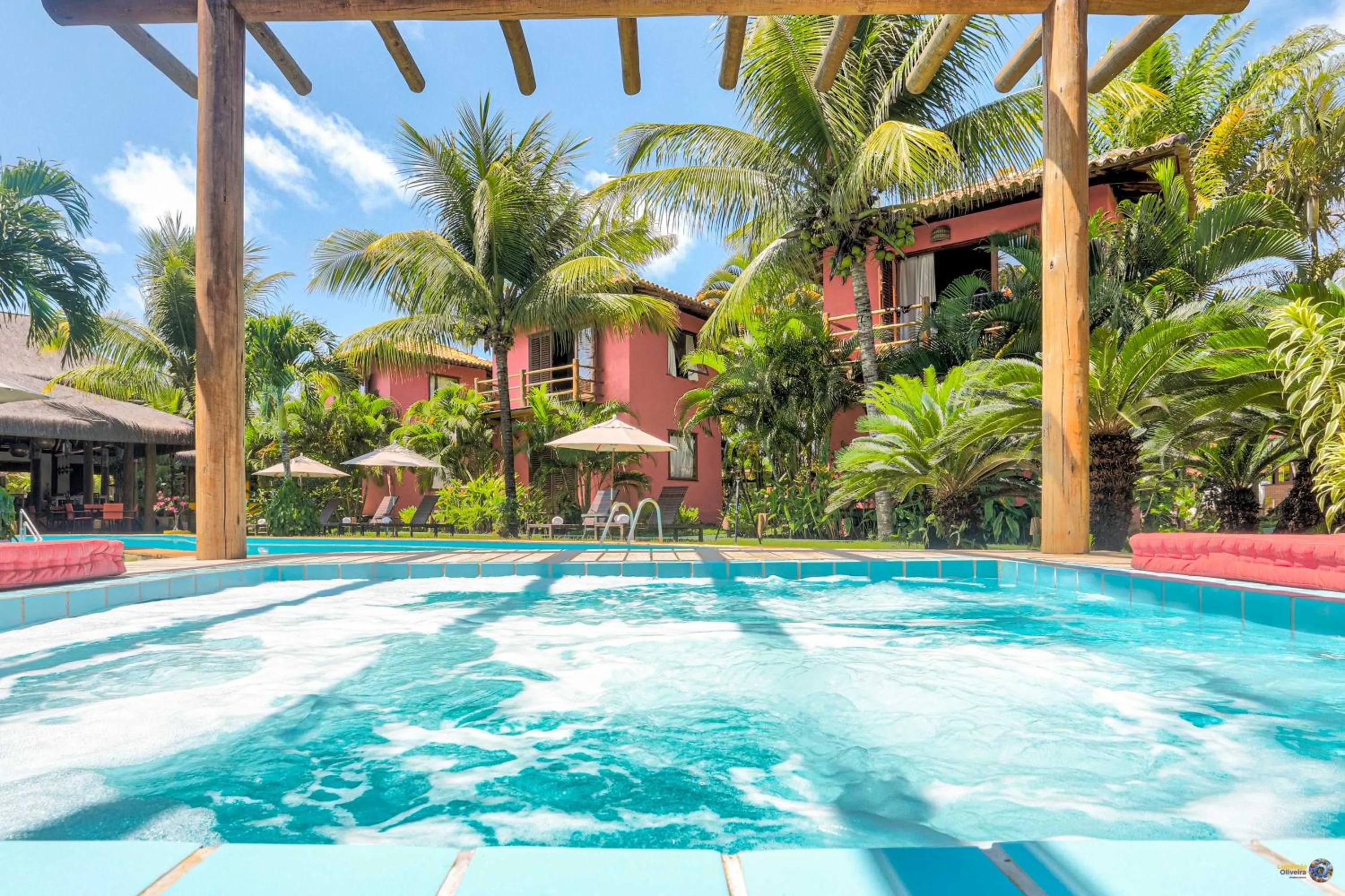 Swimming pool in Pousada Vira Canoa