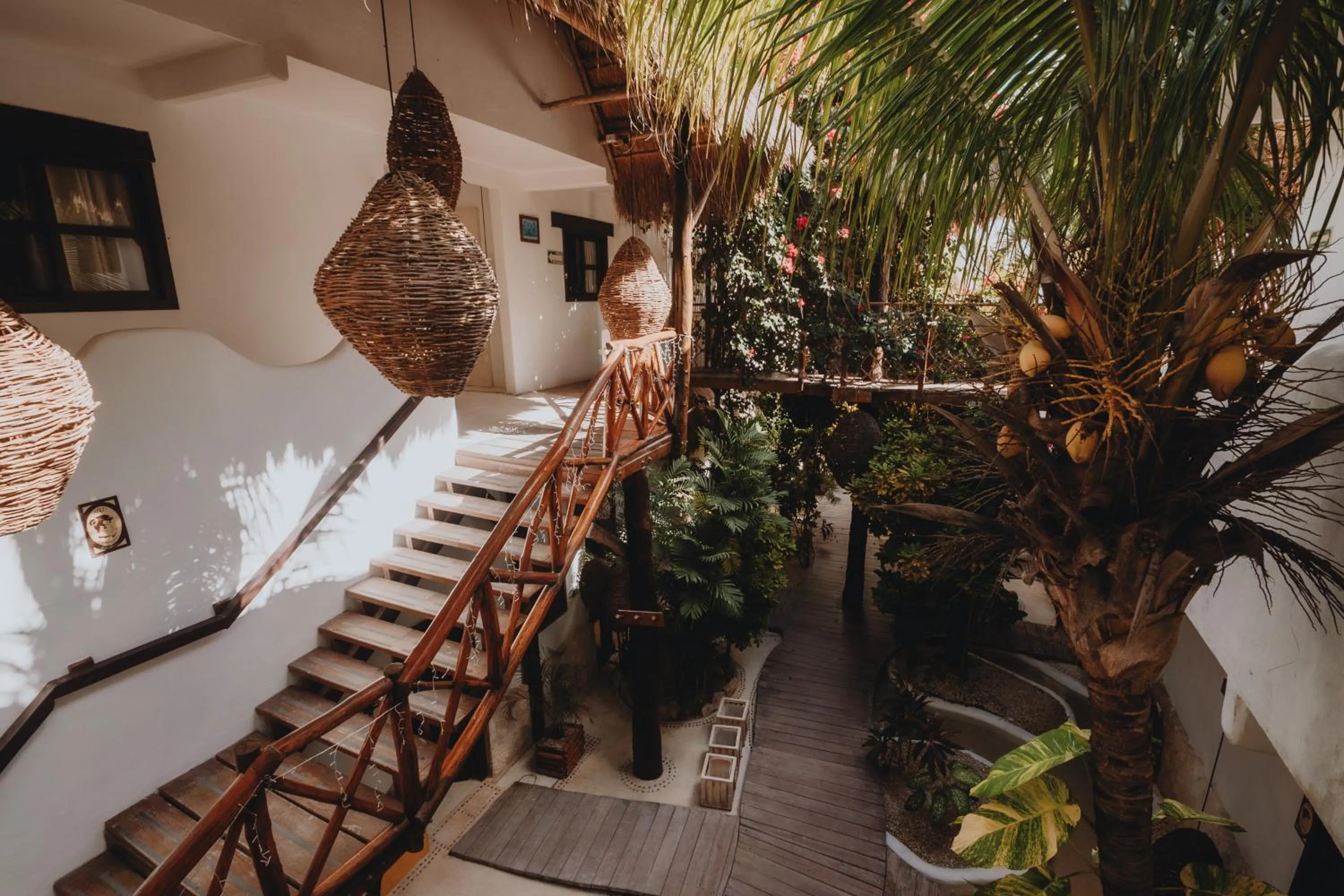 Property building in 40 Cañones