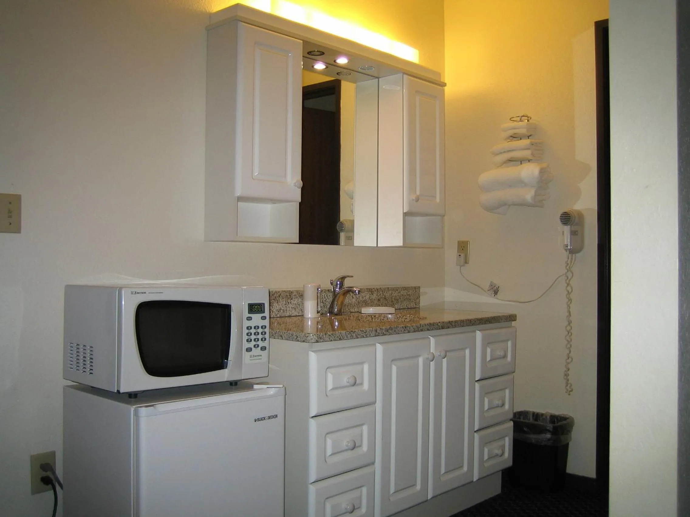 Other in Knights Inn Litchfield