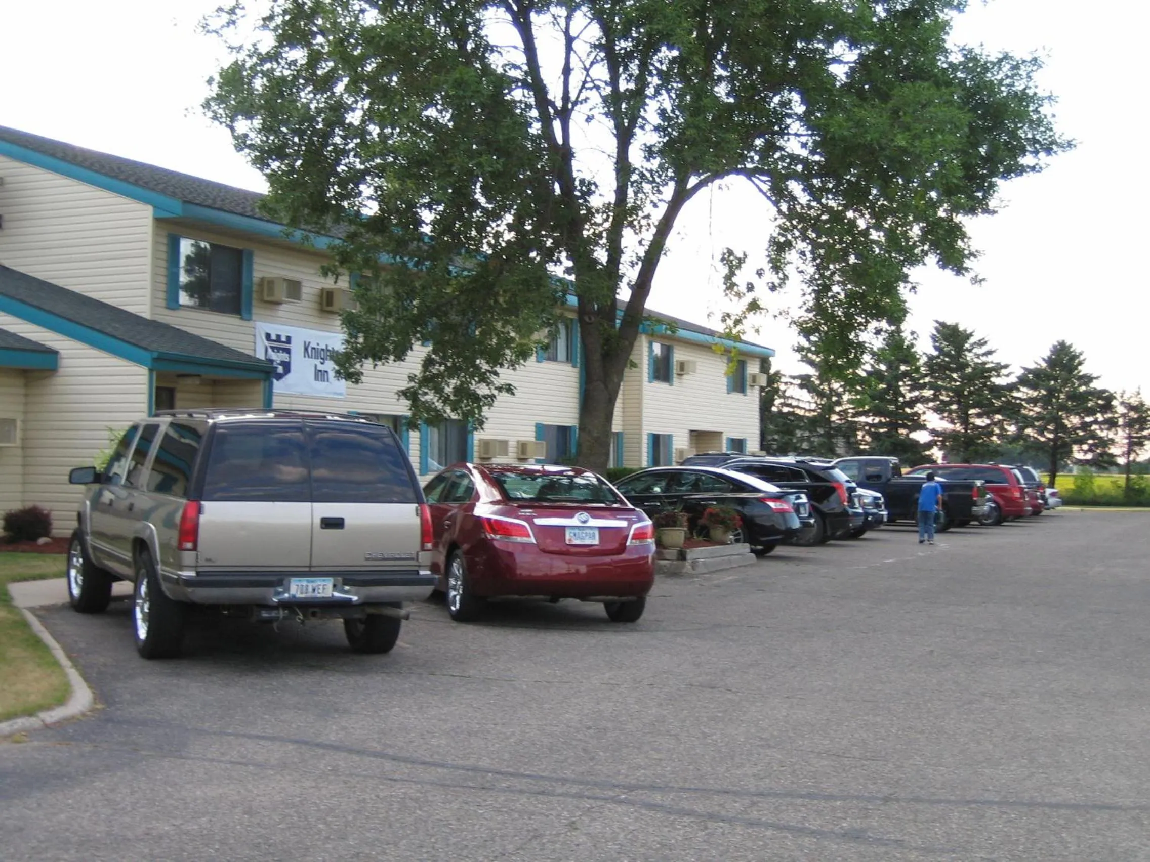 Facade/entrance in Knights Inn Litchfield