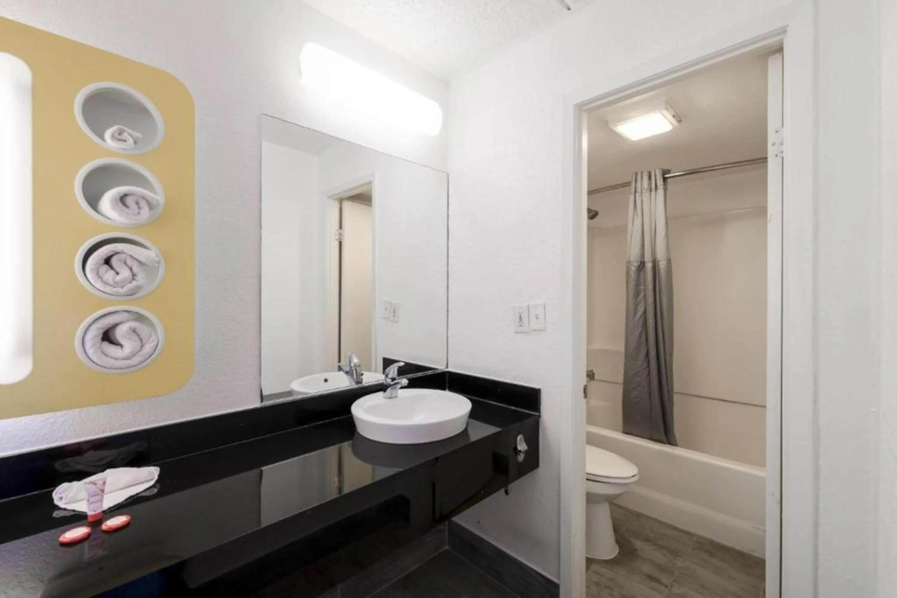 Bathroom in OYO Hotel Houston Katy Freeway