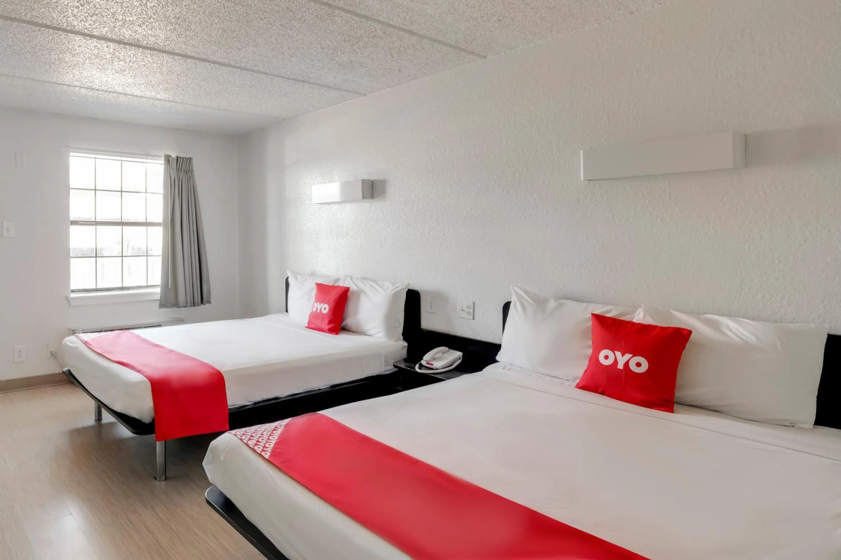 Bedroom, Bed in OYO Hotel Houston Katy Freeway