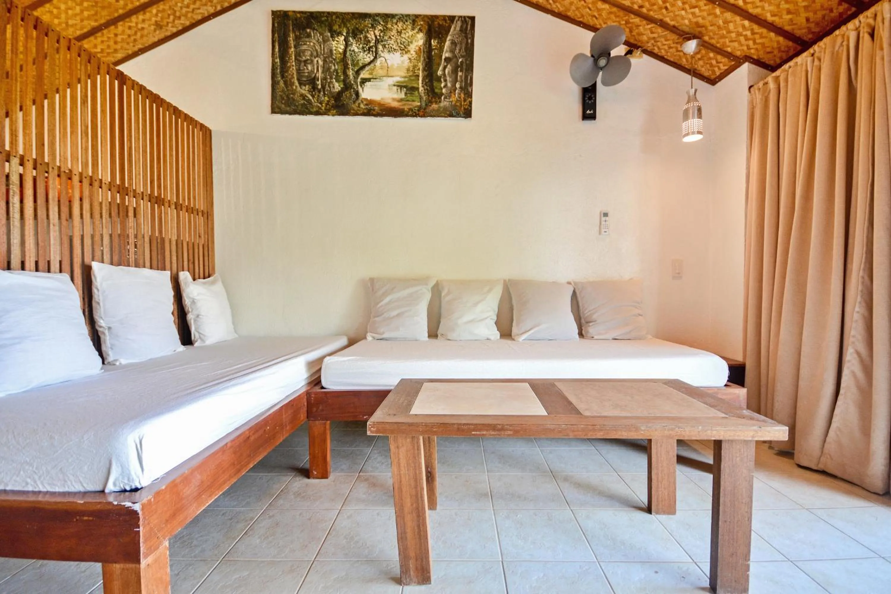 Living room in Ralph's Place